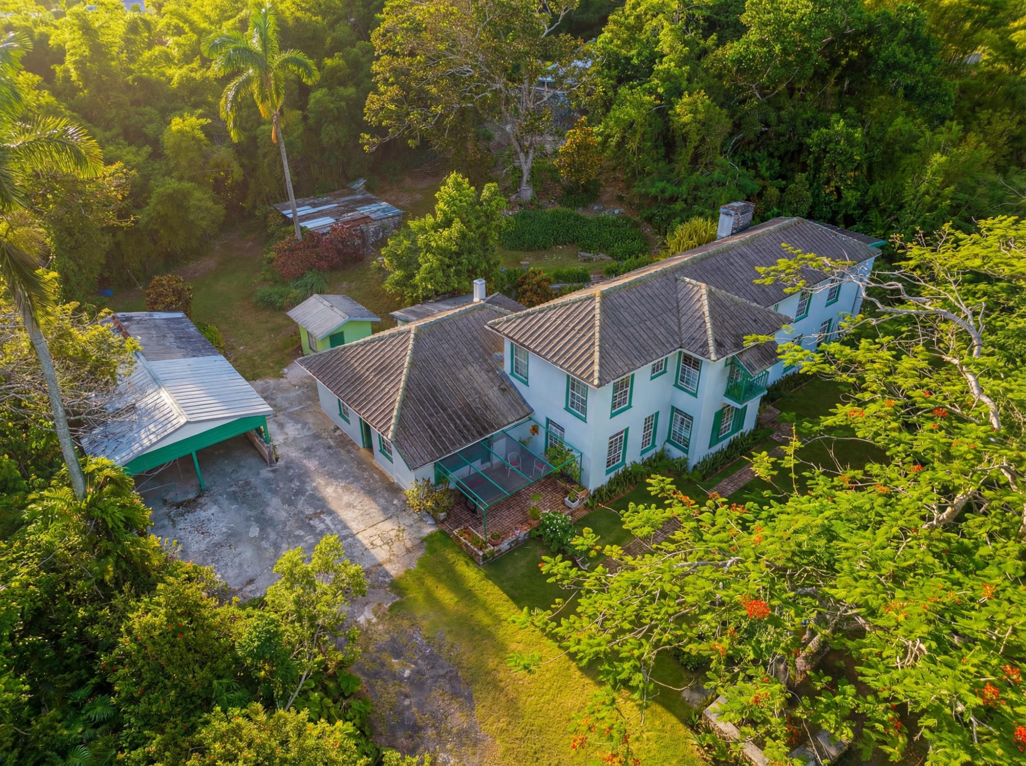 House For Sale: BALVENIE HEIGHTS, Mandeville | $690,000 photo 12