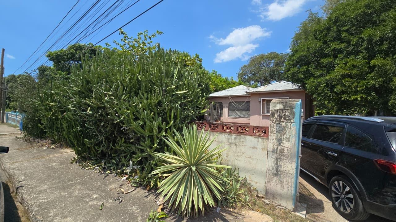 House For Sale: FIRST AVENUE, Kingston 3 | $35,000,000 photo 2