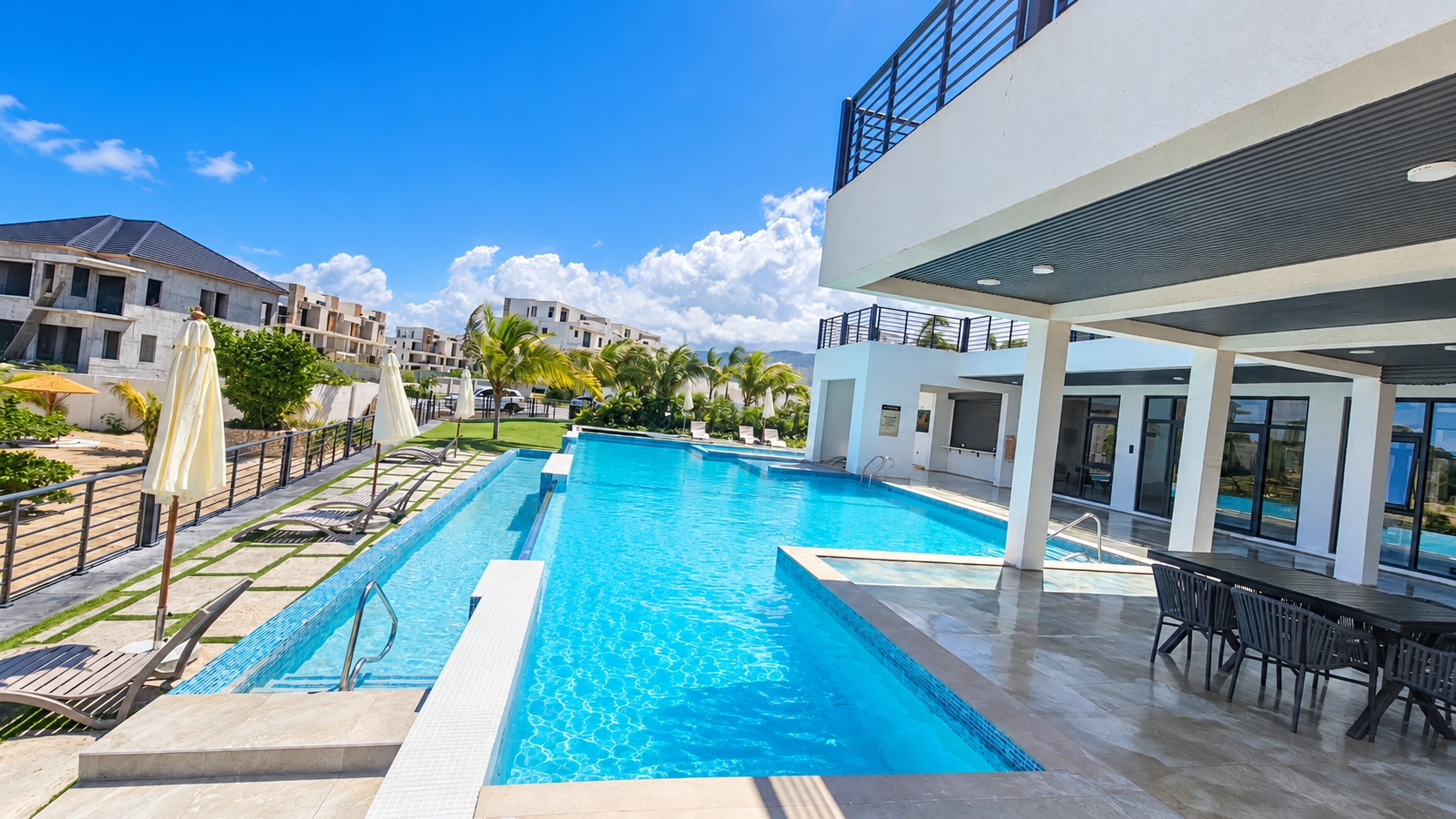 Townhouse For Sale: PARADISIAC BEACH CLUB, Discovery Bay | $720,000 photo 10