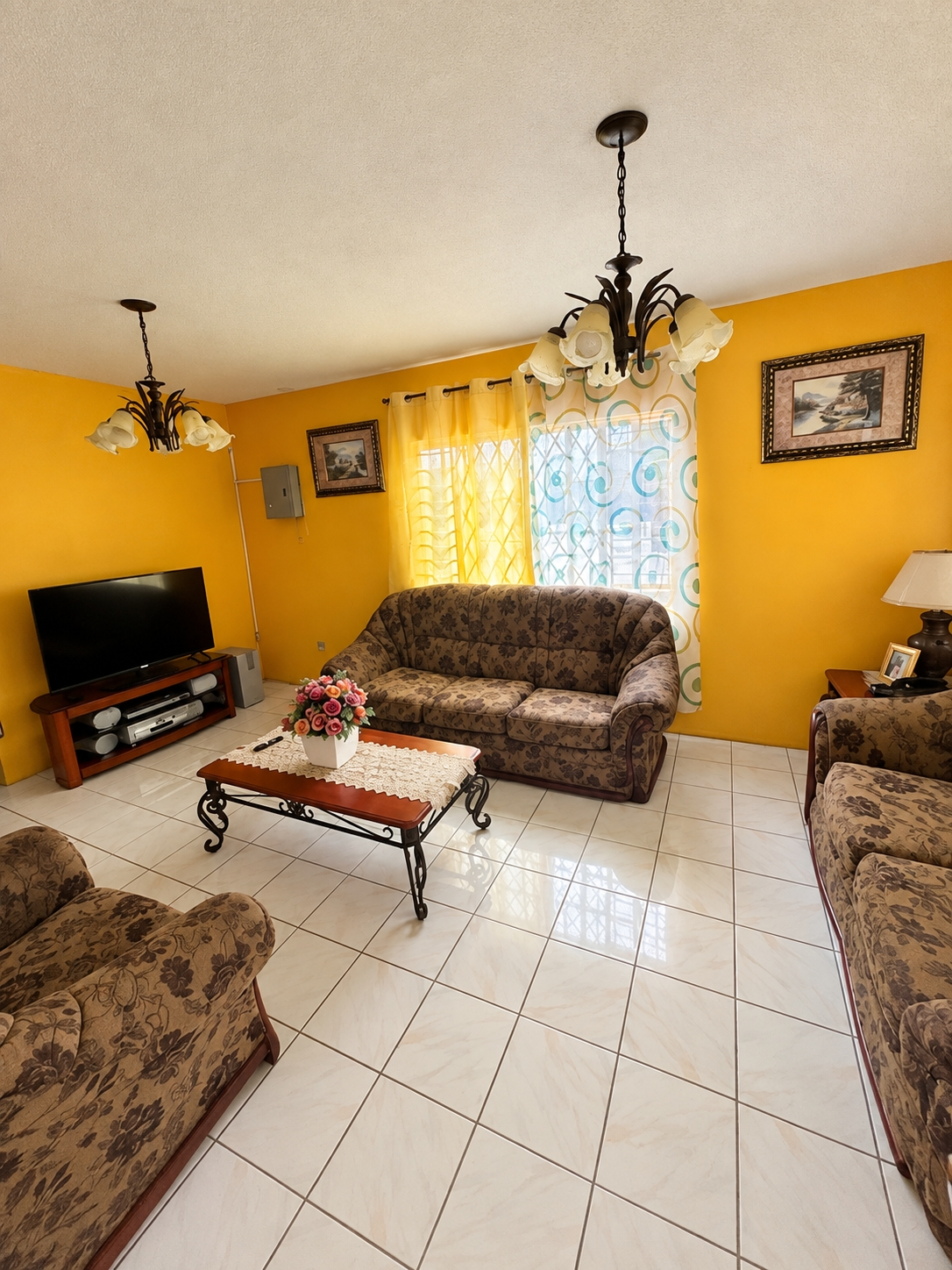 House For Sale: WEST CHEDWIN, Greater Portmore | $22,000,000 photo 2