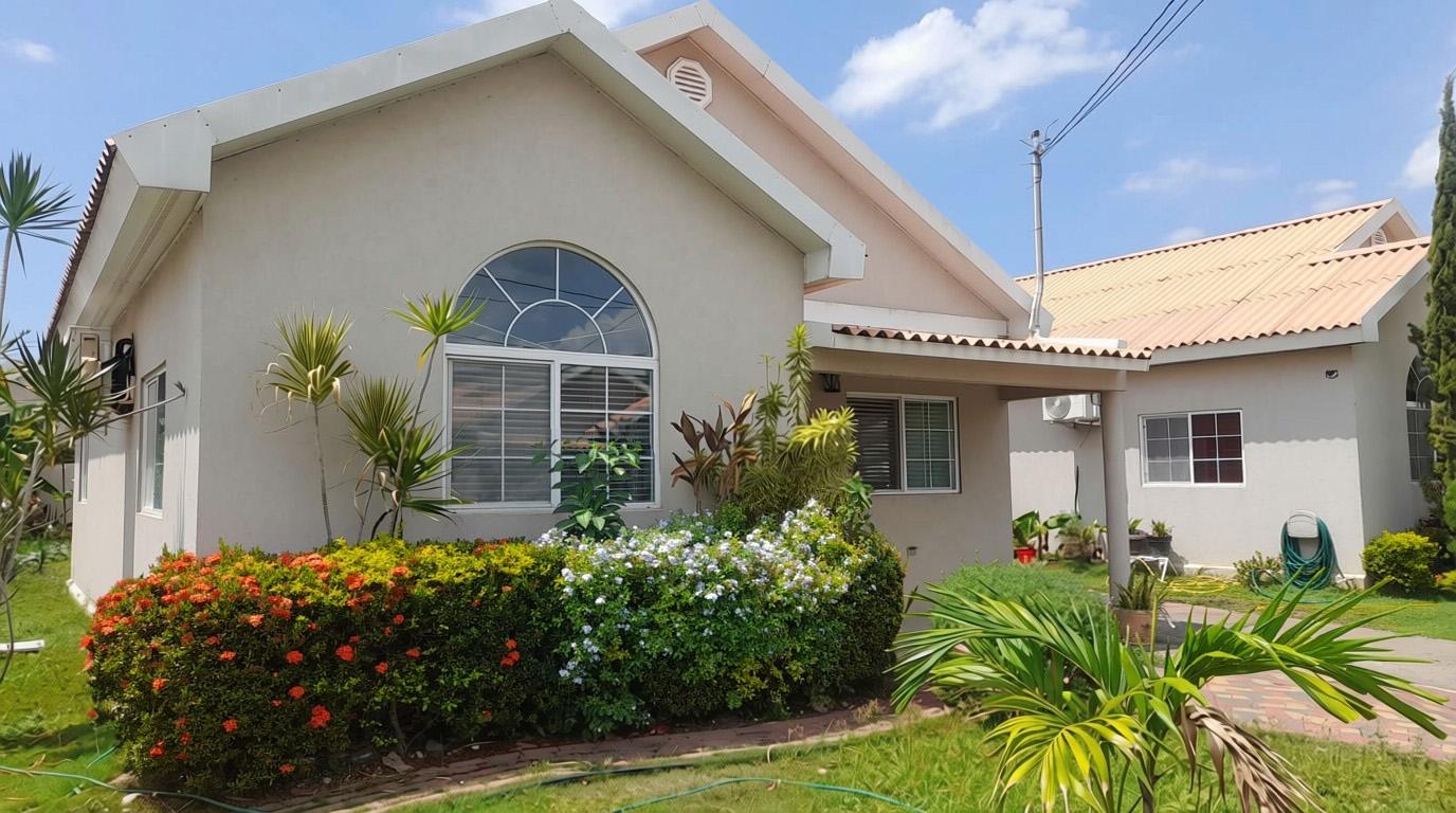 House For Rent: CAYMANAS COUNTRY CLUB EST, Spanish Town | $167,000