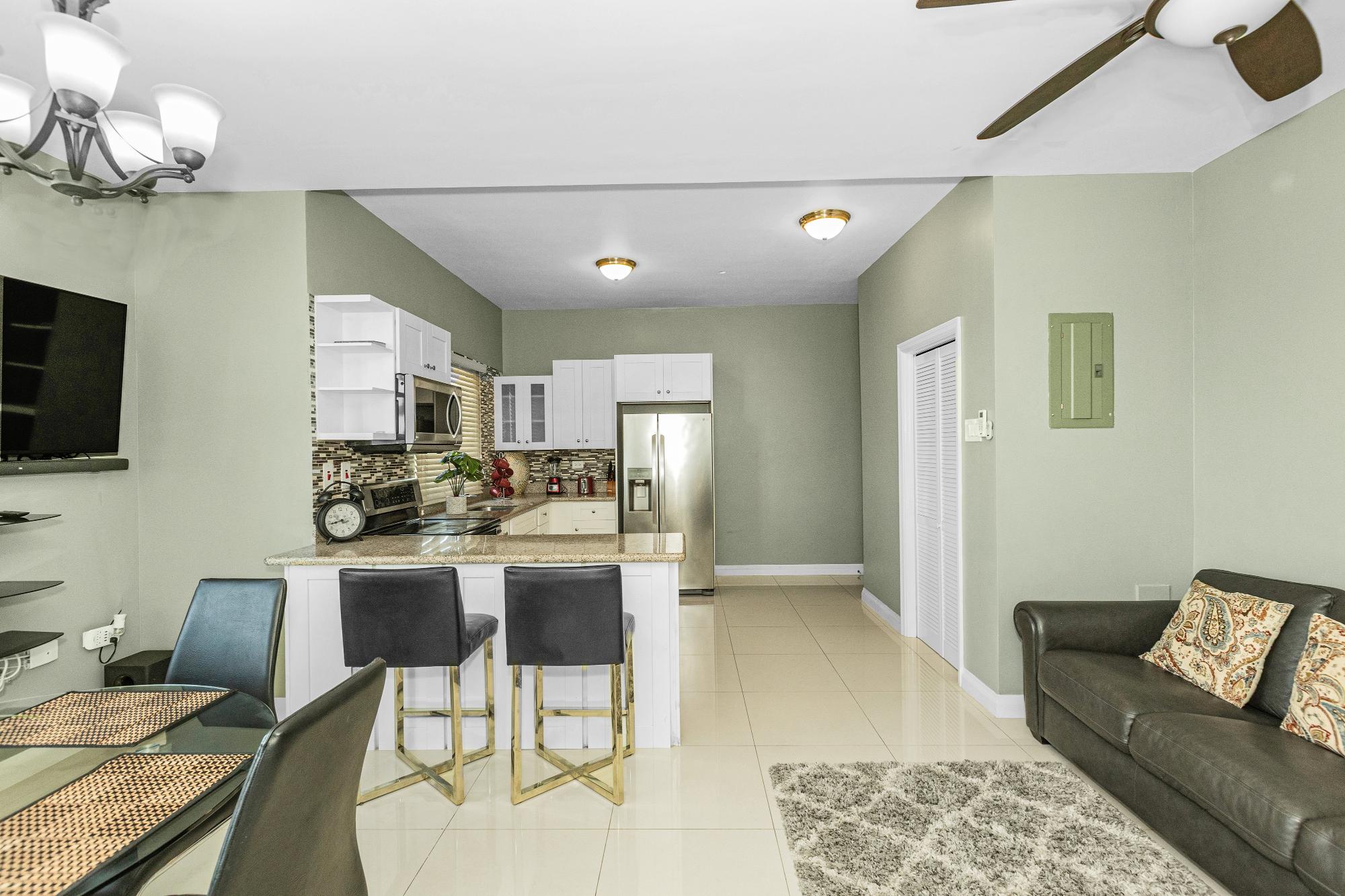Apartment For Sale: SURBITON ROAD, HARLOES, Kingston 10 | $260,000 photo 4