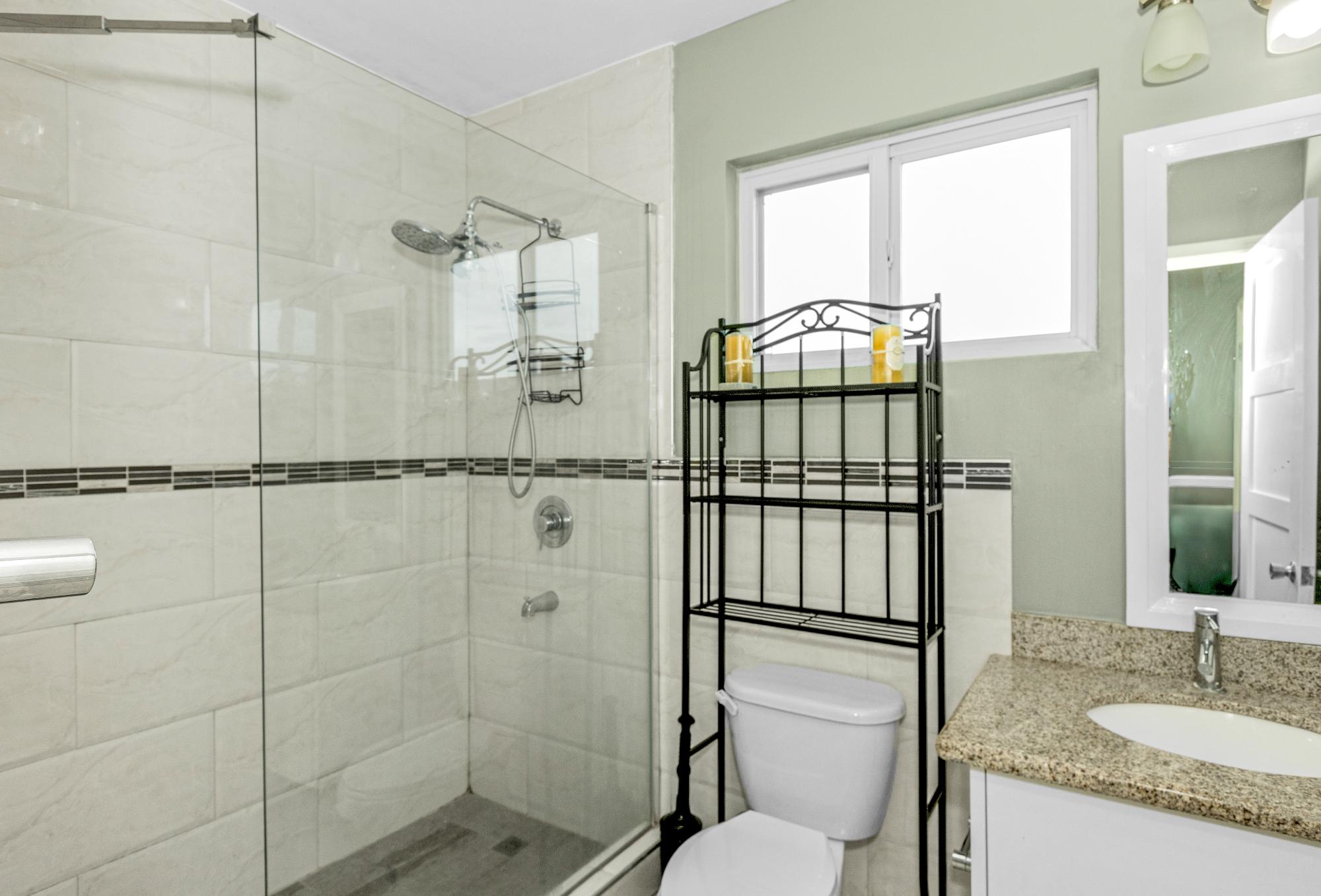 Apartment For Sale: SURBITON ROAD, HARLOES, Kingston 10 | $260,000 photo 8
