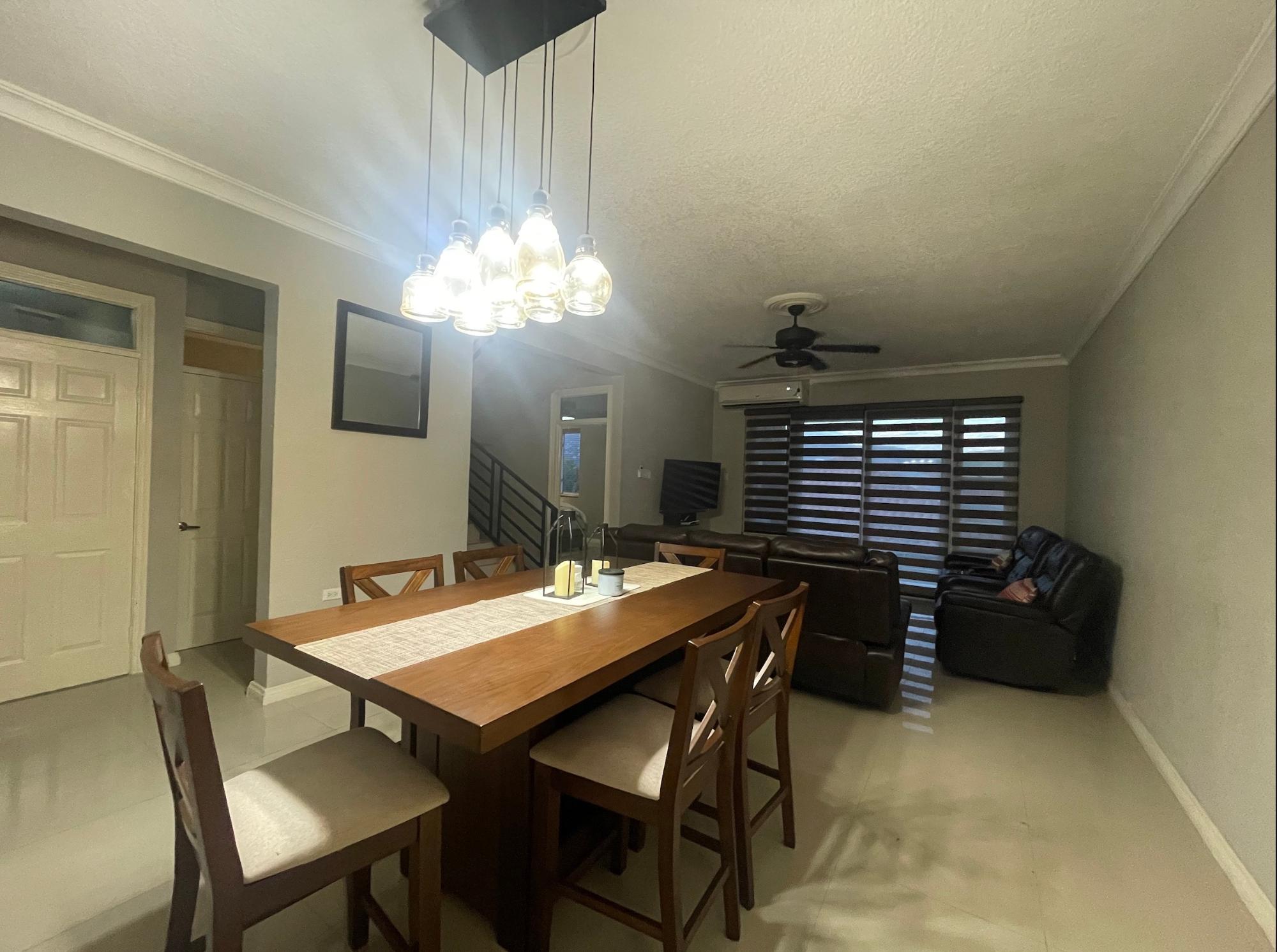 Apartment For Rent: SUNSET DRIVE, Kingston 8 | $2,500 photo 7