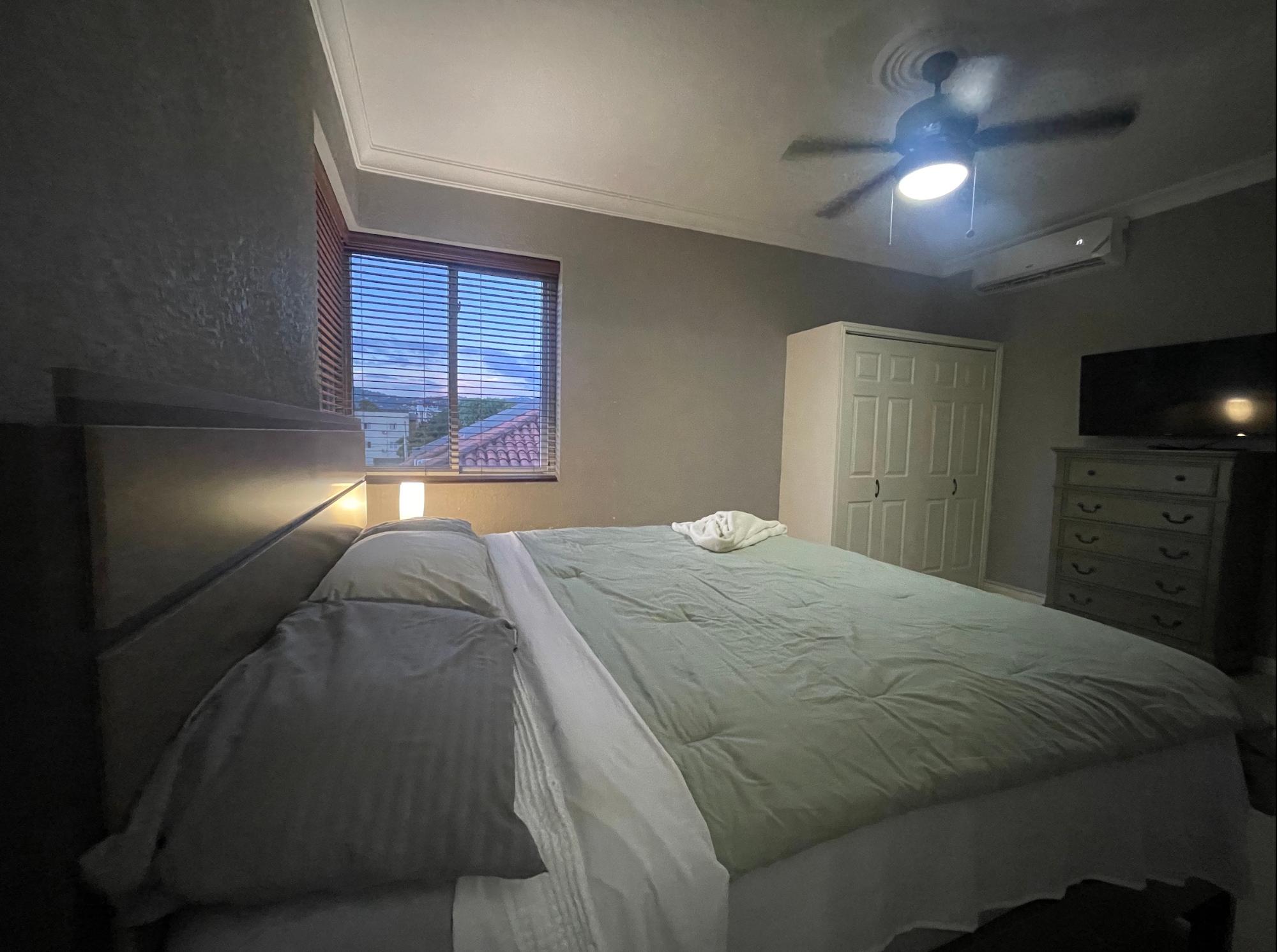 Apartment For Rent: SUNSET DRIVE, Kingston 8 | $2,500 photo 17