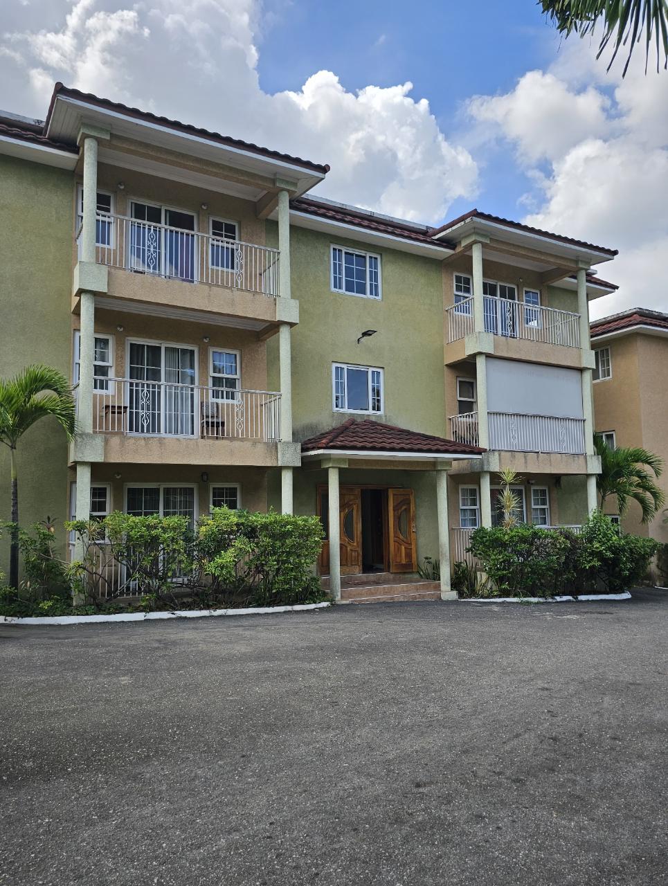 Apartment For Rent: CHARLTON AVENUE, Kingston 8 | $160,000 photo 2
