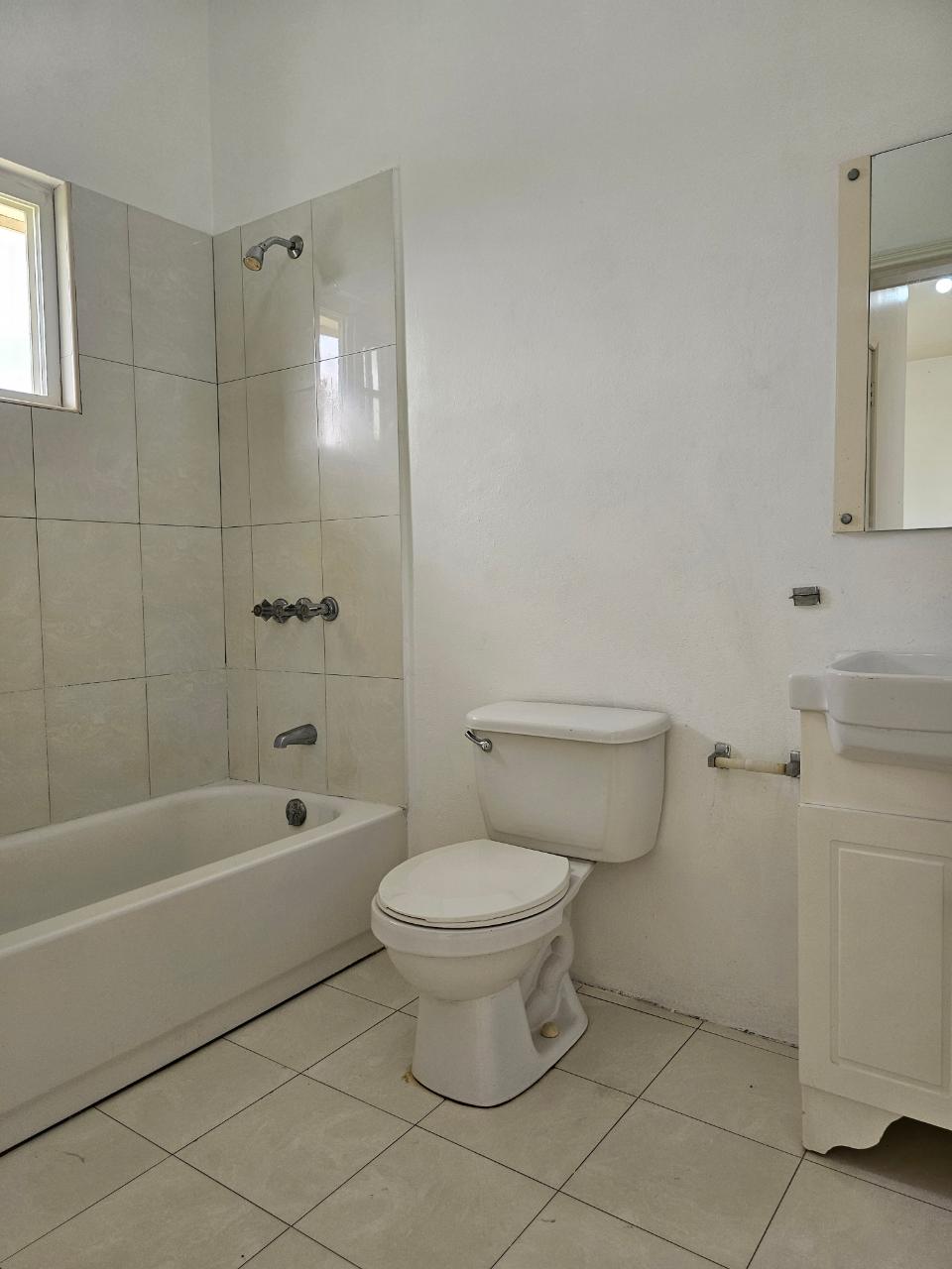 Apartment For Rent: CHARLTON AVENUE, Kingston 8 | $160,000 photo 10