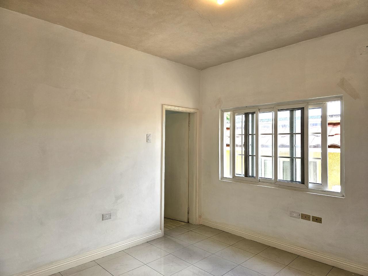 Apartment For Rent: CHARLTON AVENUE, Kingston 8 | $160,000 photo 12