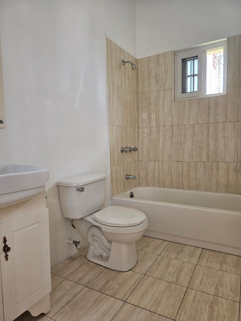 Apartment For Rent: CHARLTON AVENUE, Kingston 8 | $160,000 photo 13