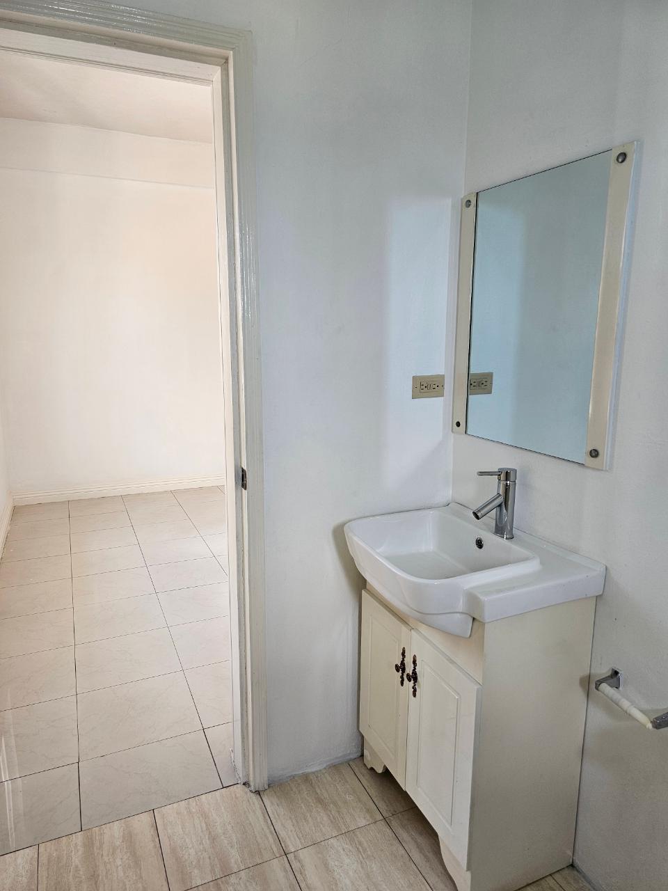 Apartment For Rent: CHARLTON AVENUE, Kingston 8 | $160,000 photo 14