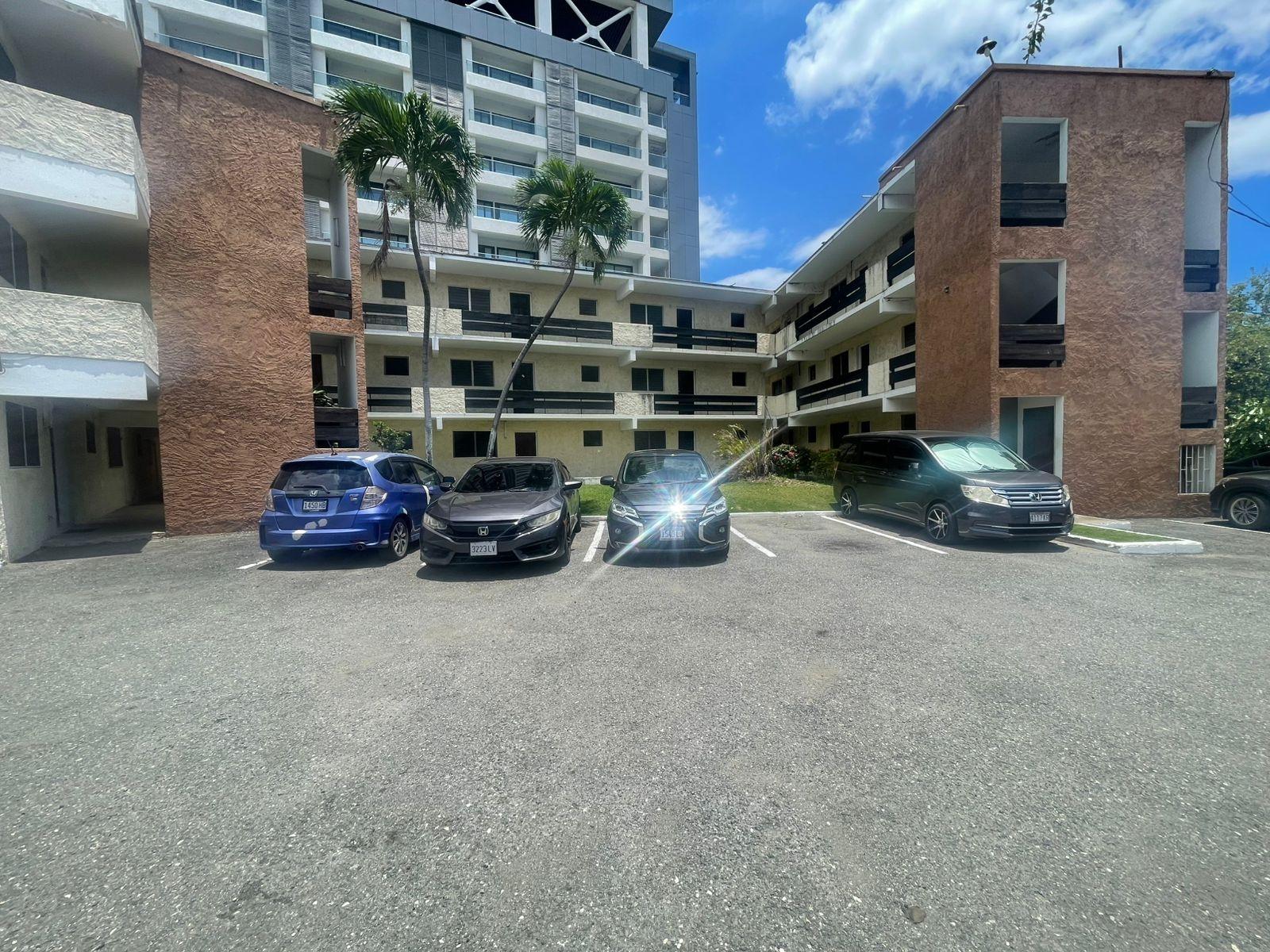 Apartment For Rent: WATERLOO AVENUE, Kingston 10 | $100,000