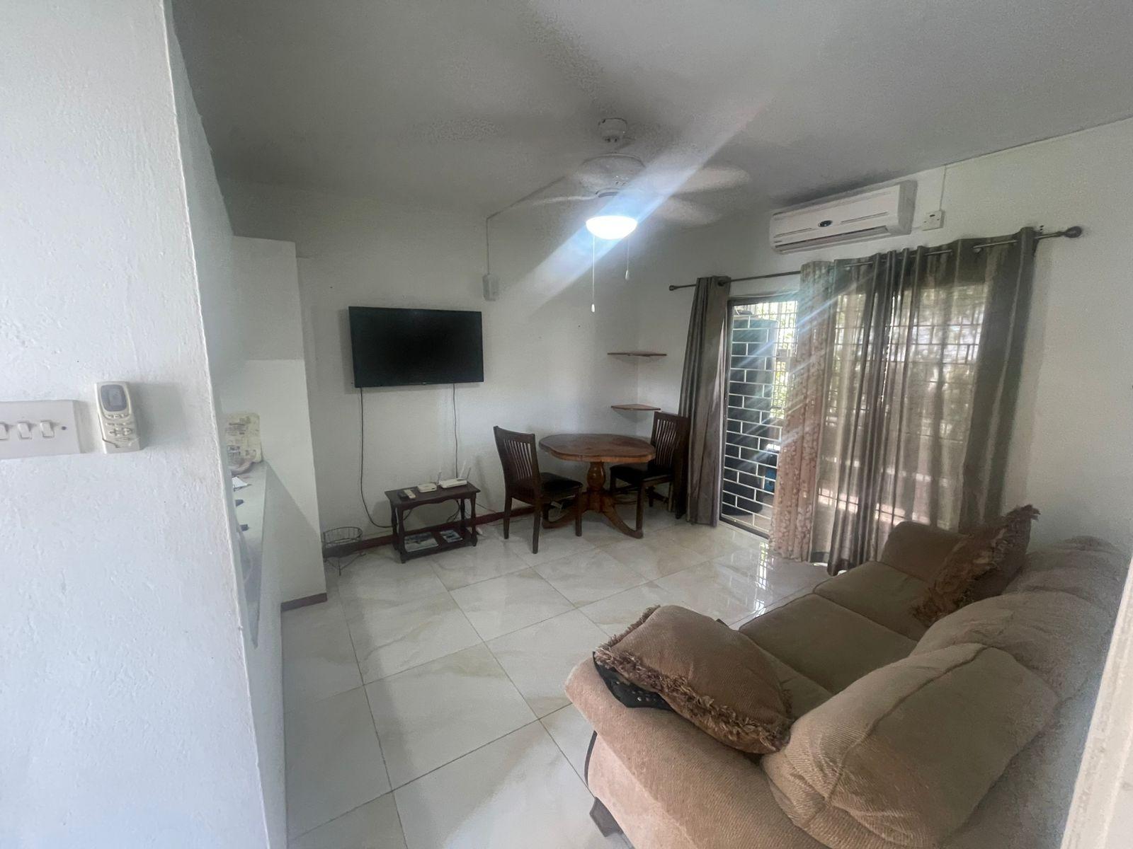 Apartment For Rent: WATERLOO AVENUE, Kingston 10 | $100,000 photo 7