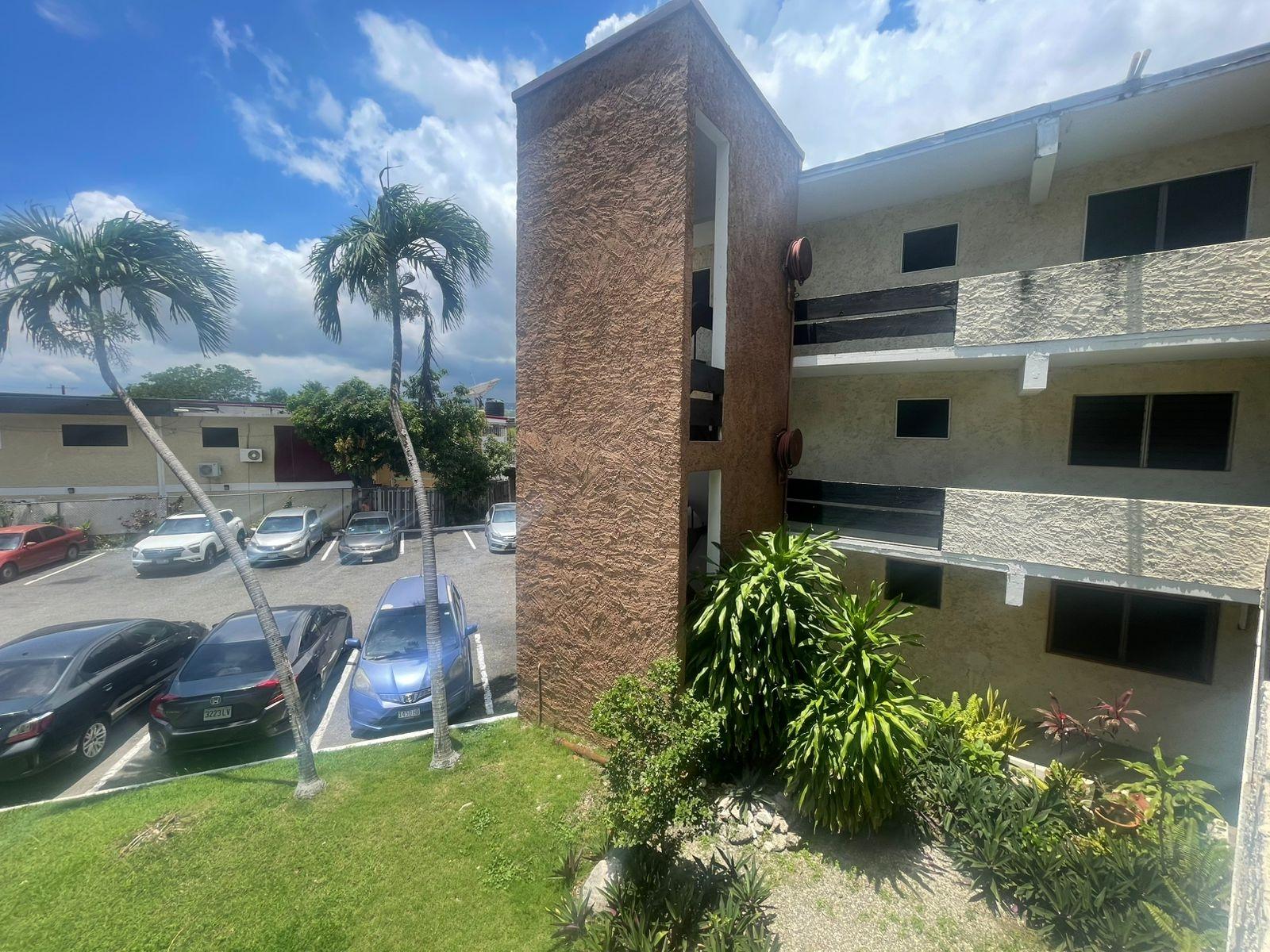 Apartment For Rent: WATERLOO AVENUE, Kingston 10 | $100,000 photo 18