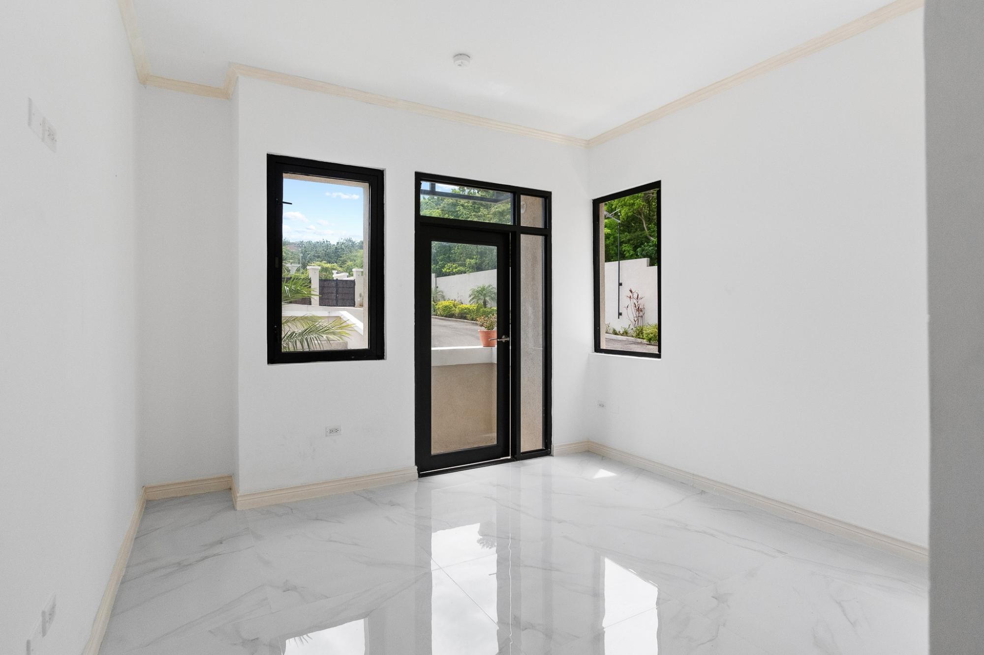 Apartment For Sale: SUGAR MILL ROAD, Ironshore | $330,000 photo 7