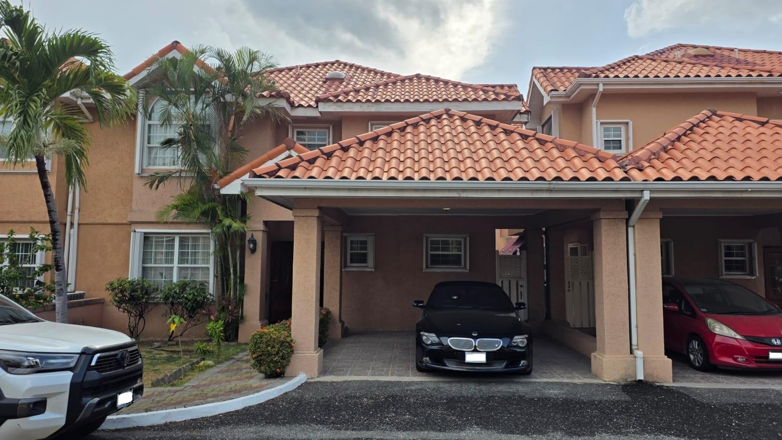 Townhouse For Rent: BARBICAN ROAD, Kingston 6 | $3,000 photo 6