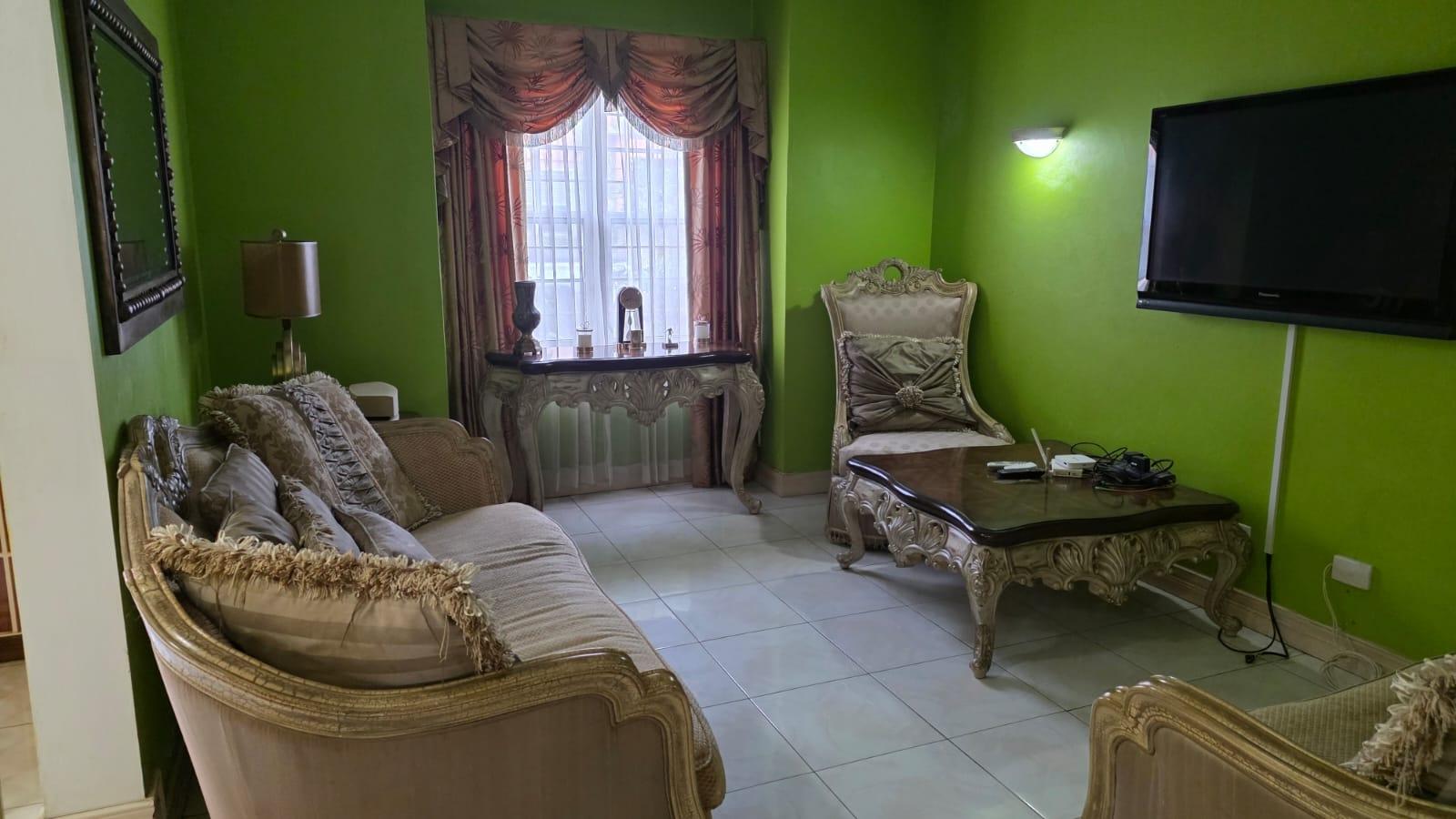 Townhouse For Rent: BARBICAN ROAD, Kingston 6 | $3,000 photo 8