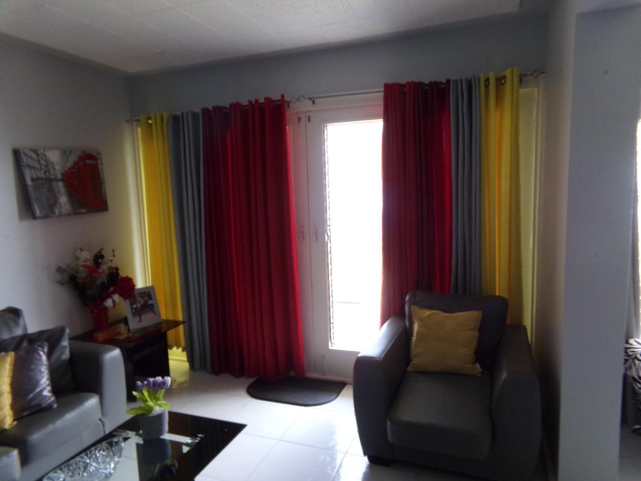 Apartment For Rent: MAIN STREET OCHO RIOS, Ocho Rios | $1,100 photo 4