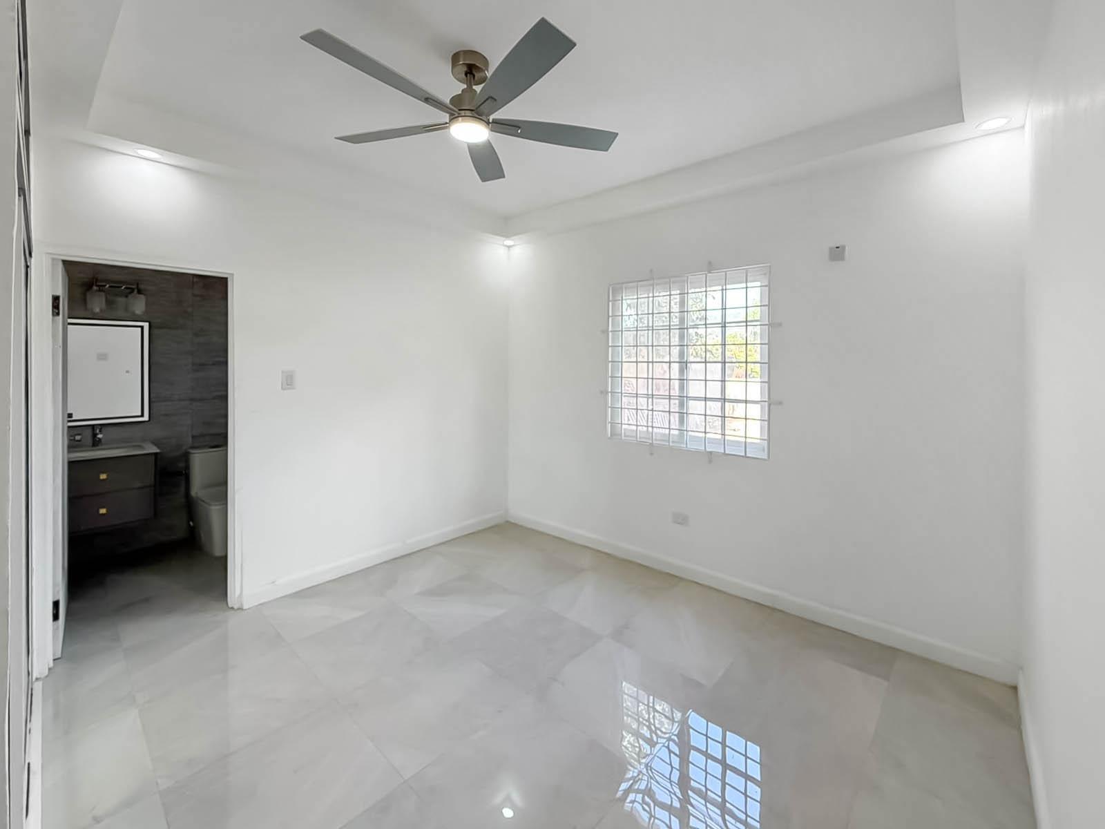 Apartment For Rent: 10 TERRACOTTA WAY, Kingston 8 | $200,000 photo 10