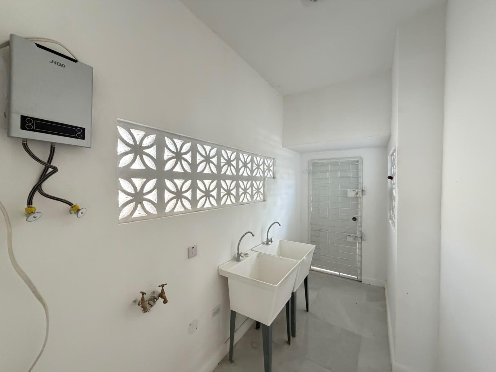 Apartment For Rent: 10 TERRACOTTA WAY, Kingston 8 | $200,000 photo 12