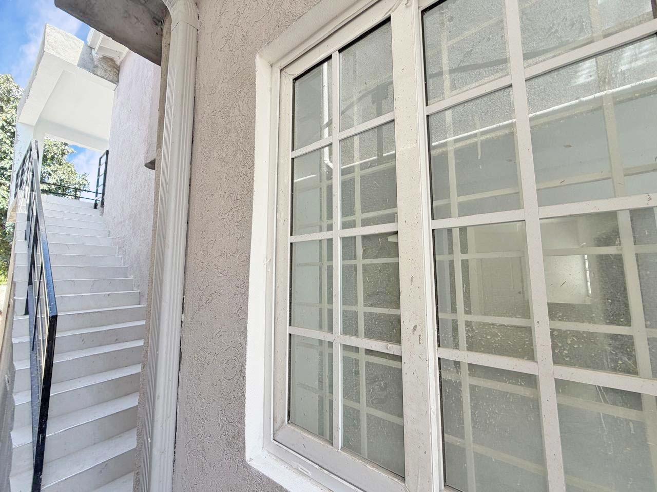 Apartment For Rent: 10 TERRACOTTA WAY, Kingston 8 | $220,000 photo 9