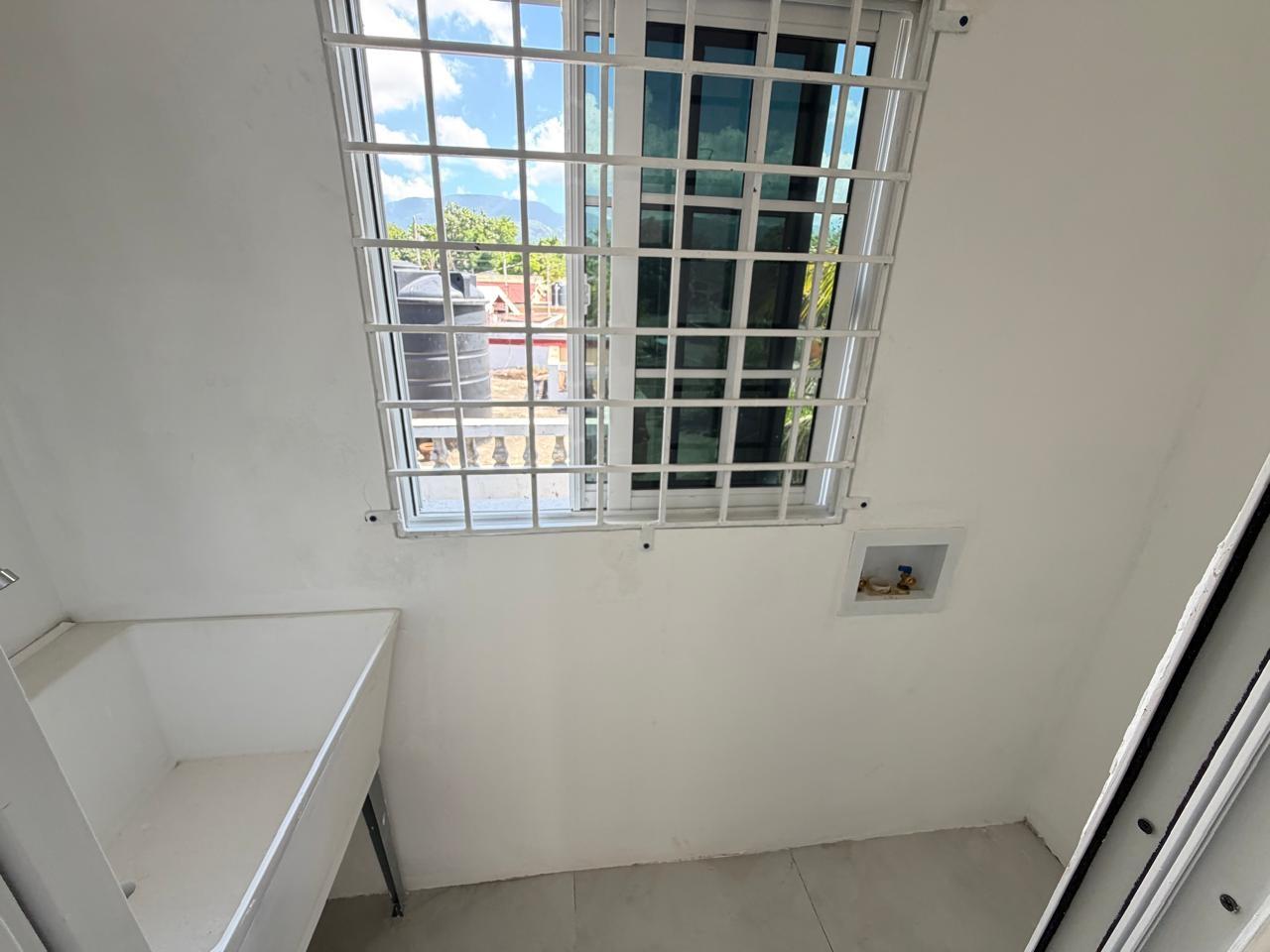Apartment For Rent: 10 TERRACOTTA WAY, Kingston 8 | $220,000 photo 10