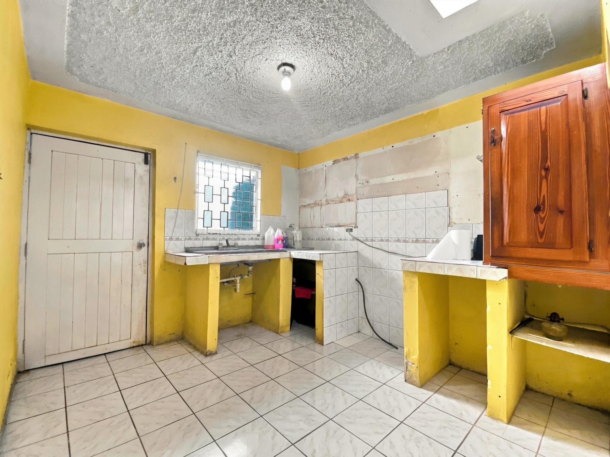 House For Sale: DAFFODIL AVENUE, ELTHAM P, Spanish Town | $24,000,000 photo 4