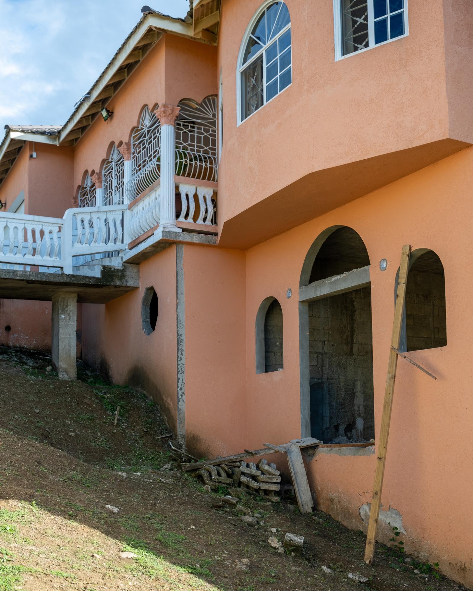 House For Sale: CAMBRIDGE HEIGHTS, Port Maria | $390,000 photo 2
