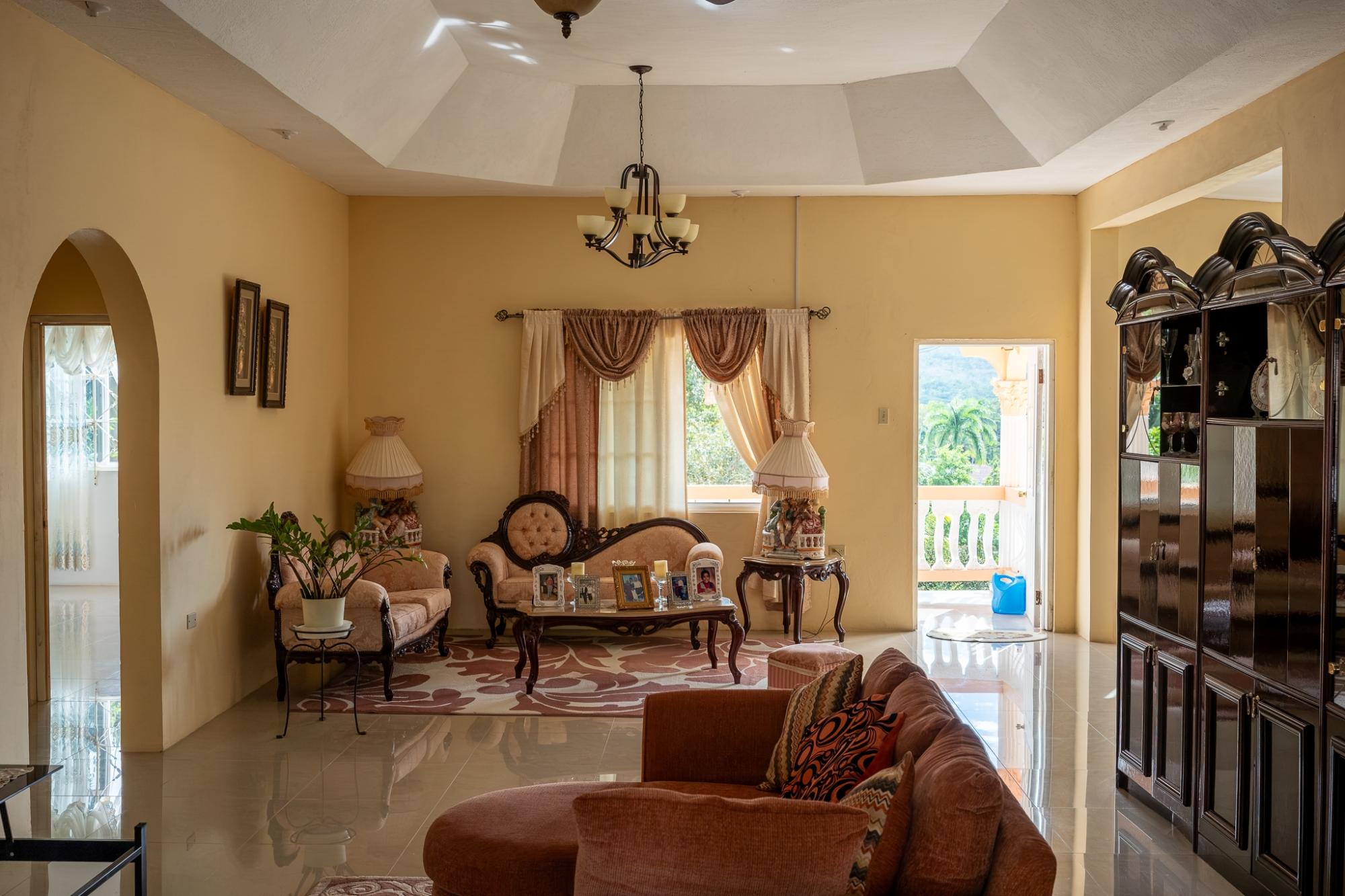 House For Sale: CAMBRIDGE HEIGHTS, Port Maria | $390,000 photo 4