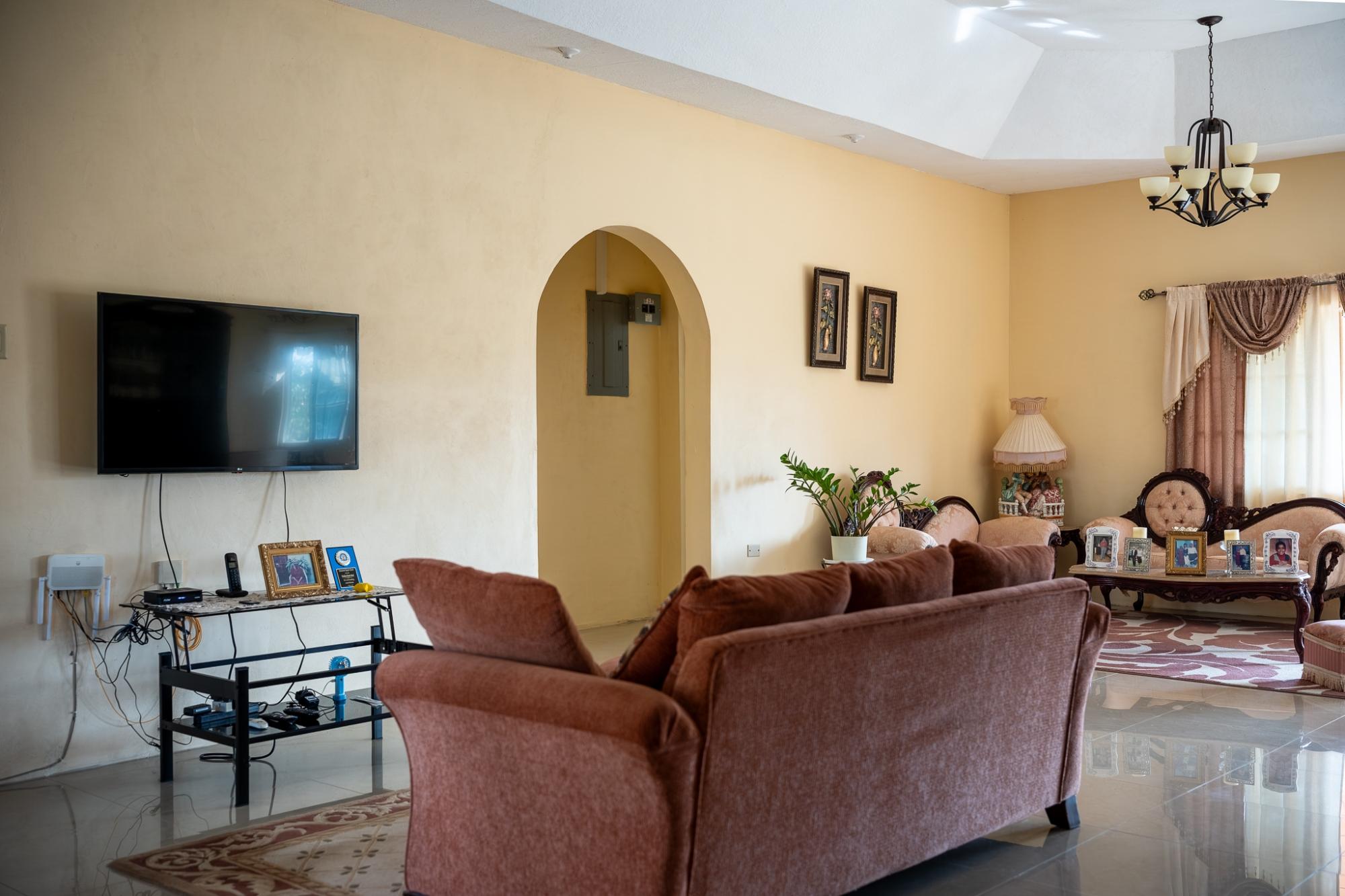 House For Sale: CAMBRIDGE HEIGHTS, Port Maria | $390,000 photo 12