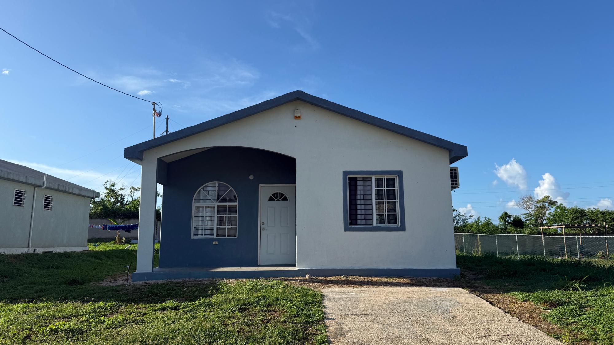 House For Rent: CAMELOT VILLAGE, DISCOVER, Discovery Bay | $160,000 photo 2