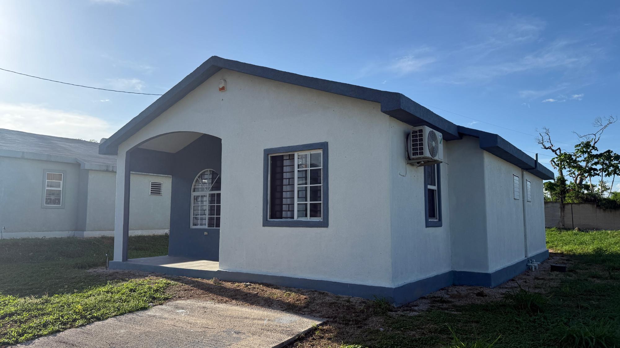 House For Rent: CAMELOT VILLAGE, DISCOVER, Discovery Bay | $160,000 photo 6