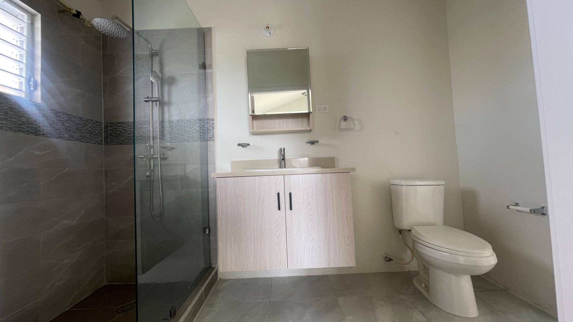 House For Rent: CAMELOT VILLAGE, DISCOVER, Discovery Bay | $160,000 photo 14