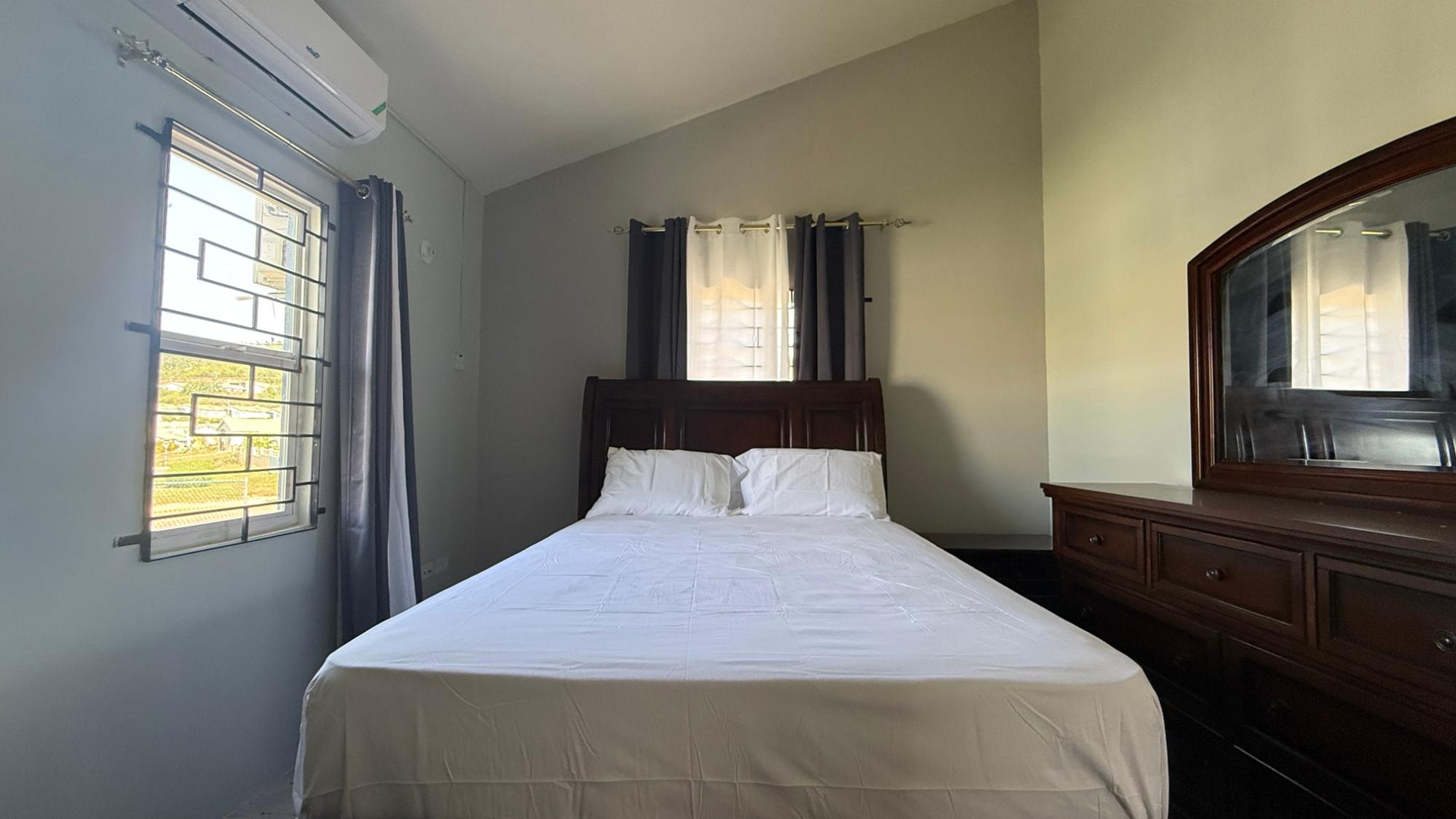 House For Rent: CAMELOT VILLAGE, DISCOVER, Discovery Bay | $160,000 photo 20