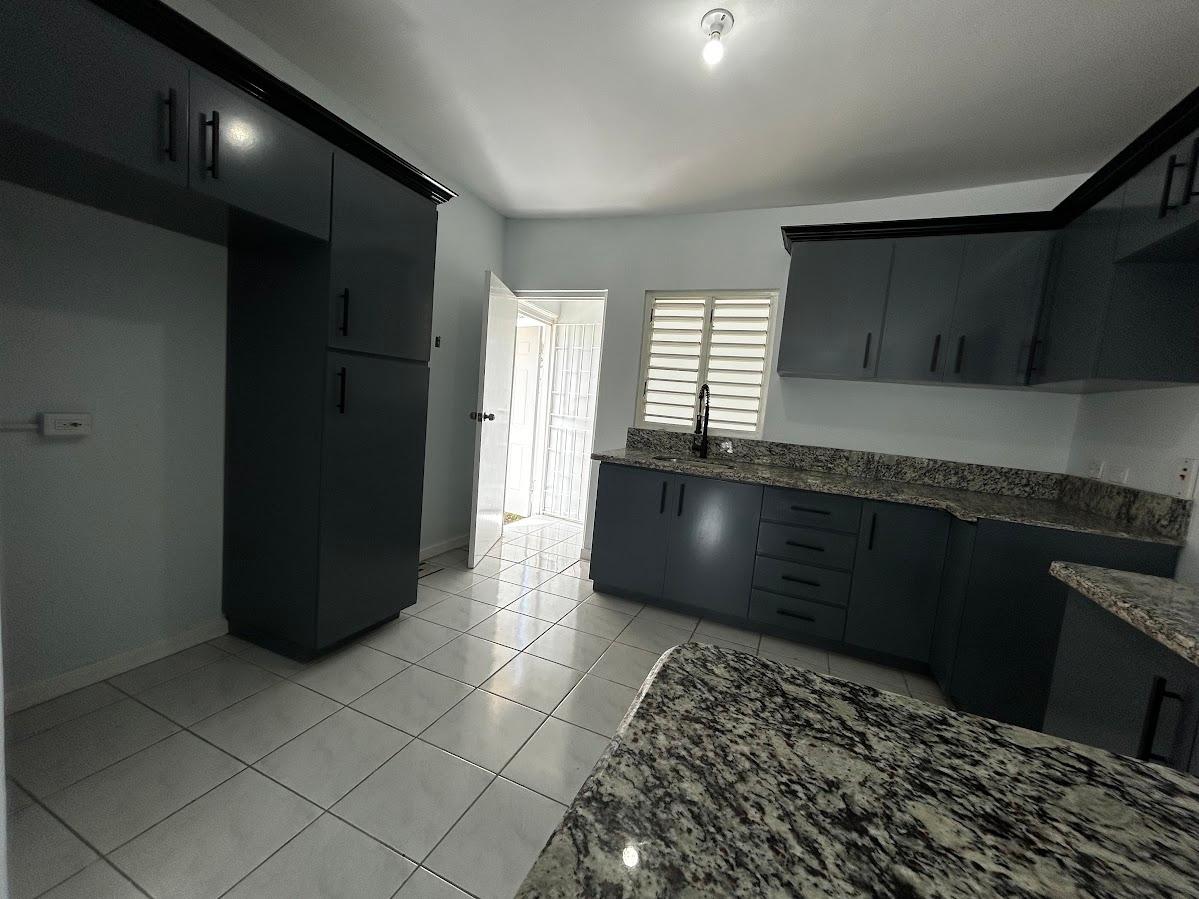 Townhouse For Rent: CASSANDRA AVENUE, Kingston 10 | $250,000 photo 8