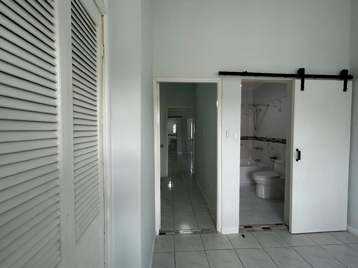 Townhouse For Rent: CASSANDRA AVENUE, Kingston 10 | $250,000 photo 15