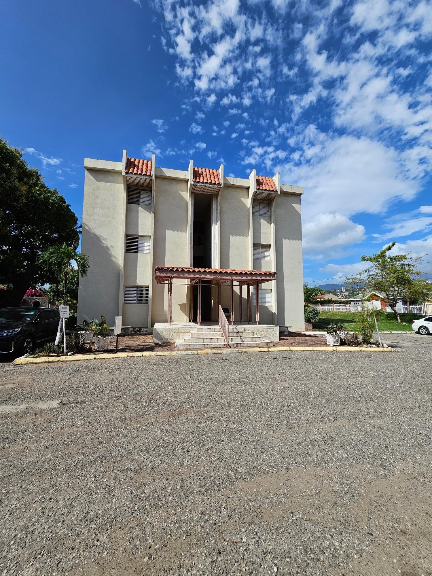 Apartment For Sale: KENSINGTON CRESCENT, Kingston 5 | $25,000,000 photo 2