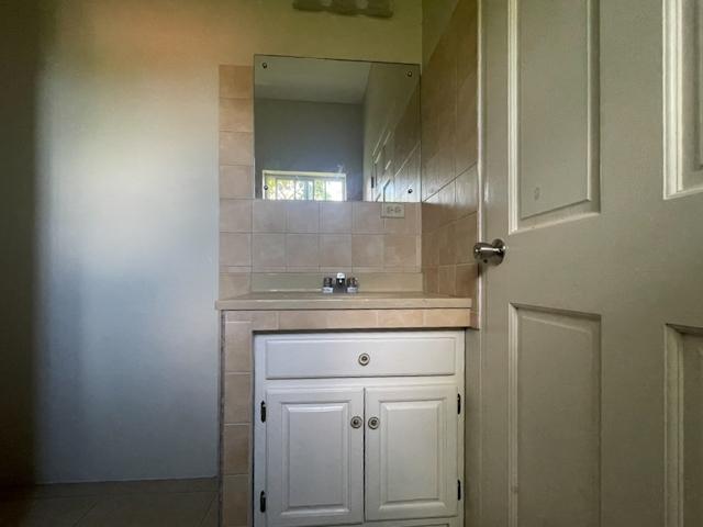 Apartment For Rent: BALMORAL, TOWER ISLE, ST., Tower Isle | $110,000 photo 16