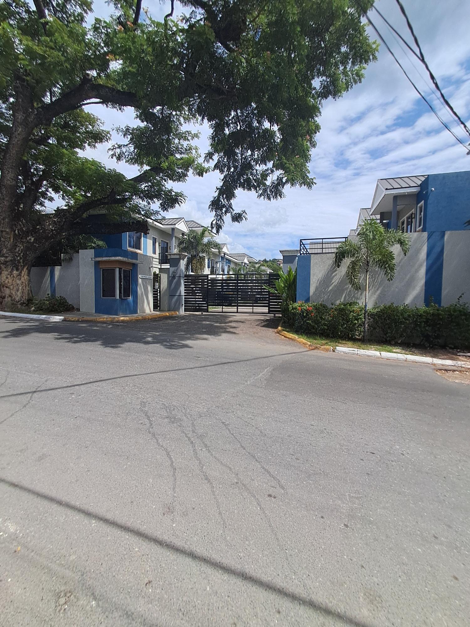 Apartment For Sale: SEYMOUR AVENUE, Kingston 6 | $550,000 photo 2
