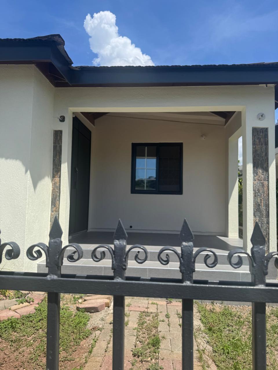 House For Rent: ROBINSON AVENUE HUGHENDEN, Kingston 20 | $250,000 photo 5