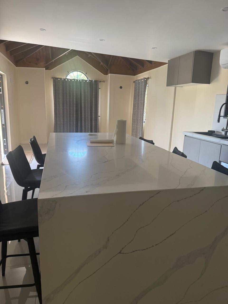 House For Rent: ROBINSON AVENUE HUGHENDEN, Kingston 20 | $250,000 photo 13