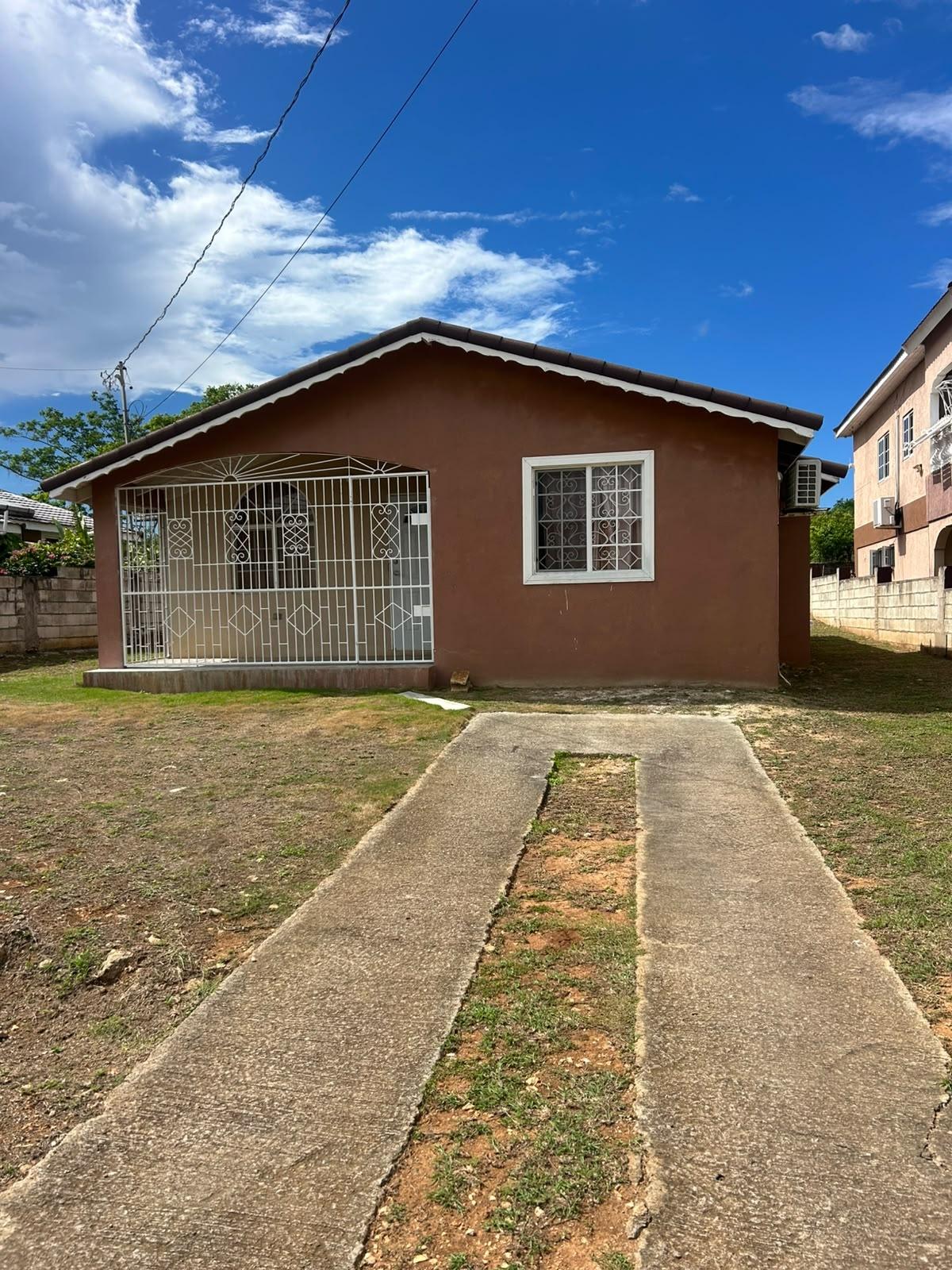 House For Rent: HUMMINGBIRD CIRCLE, Coral Spring | $120,000