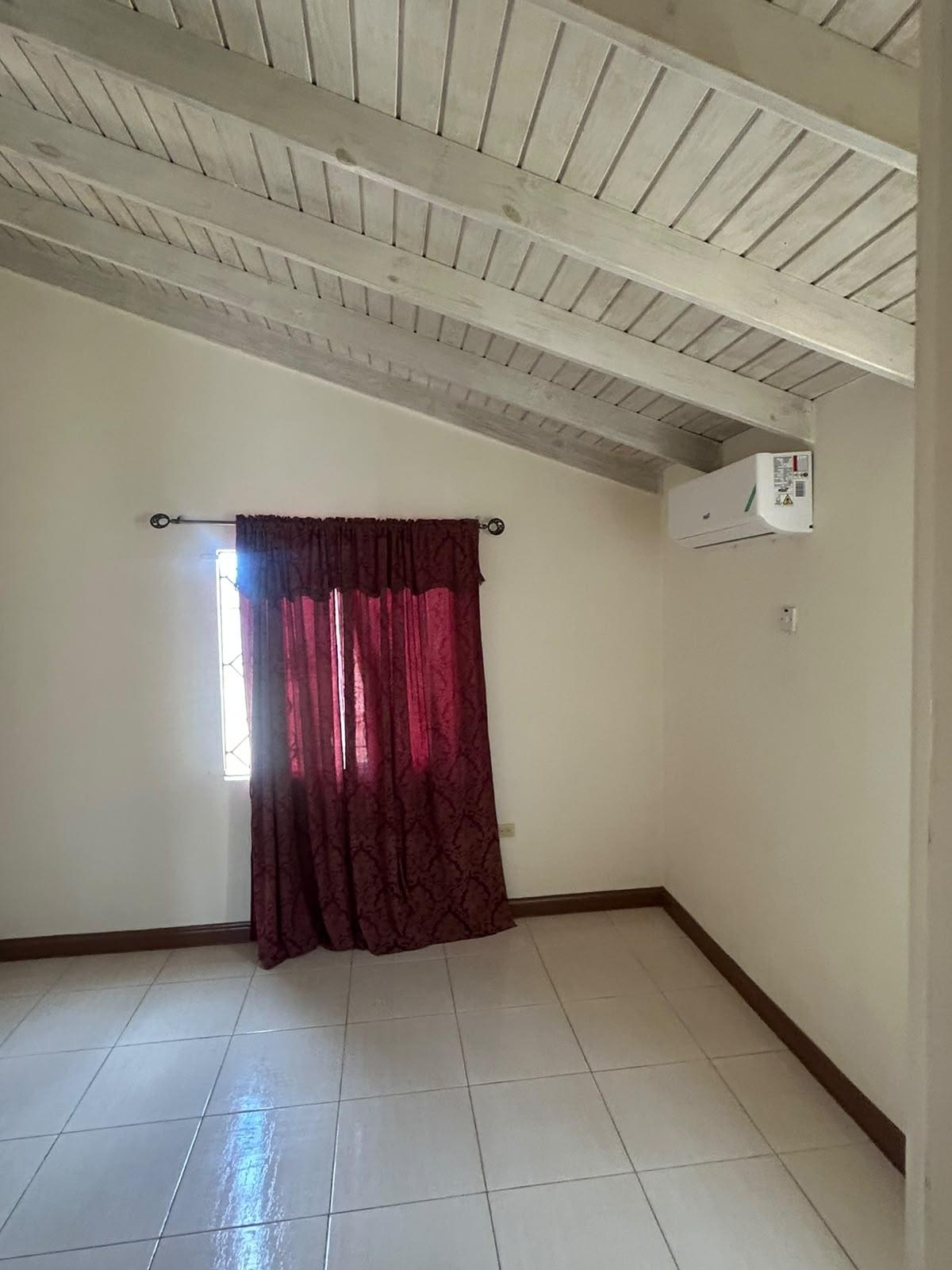 House For Rent: HUMMINGBIRD CIRCLE, Coral Spring | $120,000 photo 5