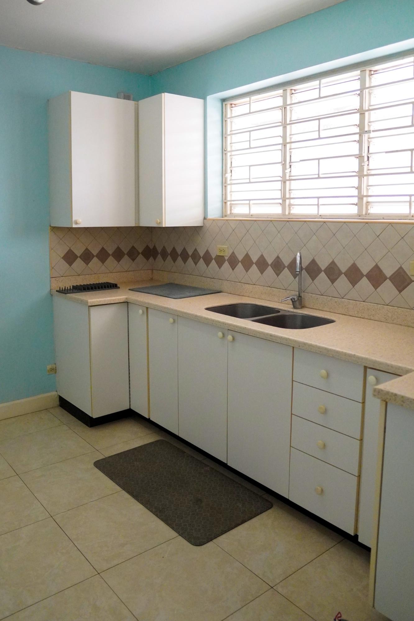 Apartment For Sale: QUEENSWAY, KINGSTON 10, Kingston 10 | $360,000 photo 6