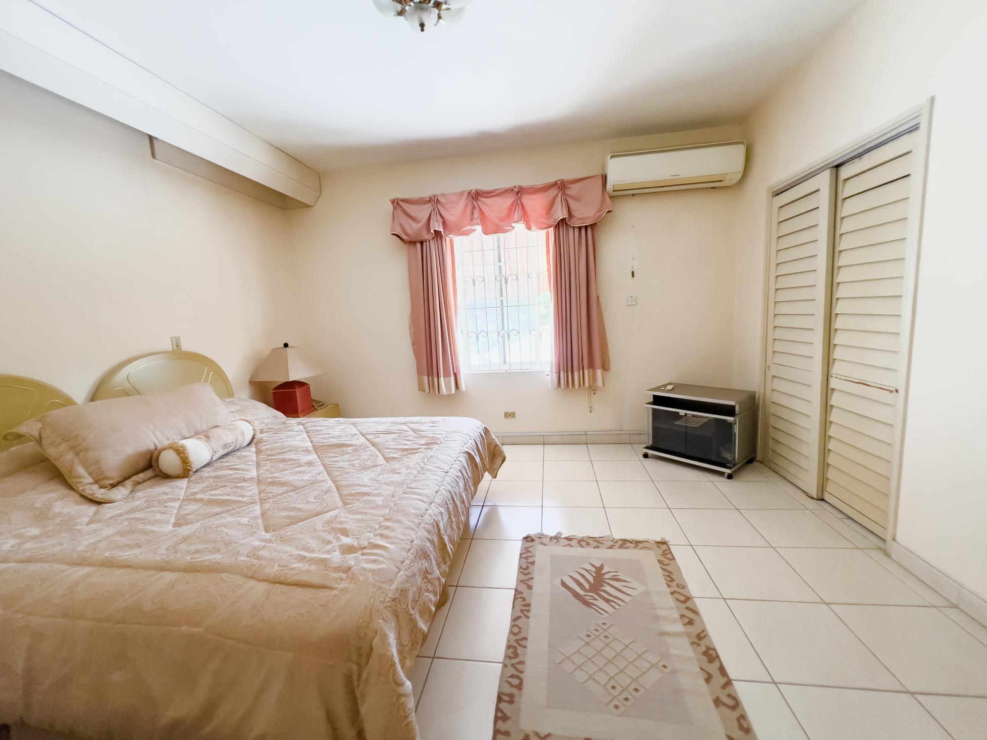 House For Sale: PARADISE PEN, MORRISON CR, Montego Bay | $2,250,000 photo 21