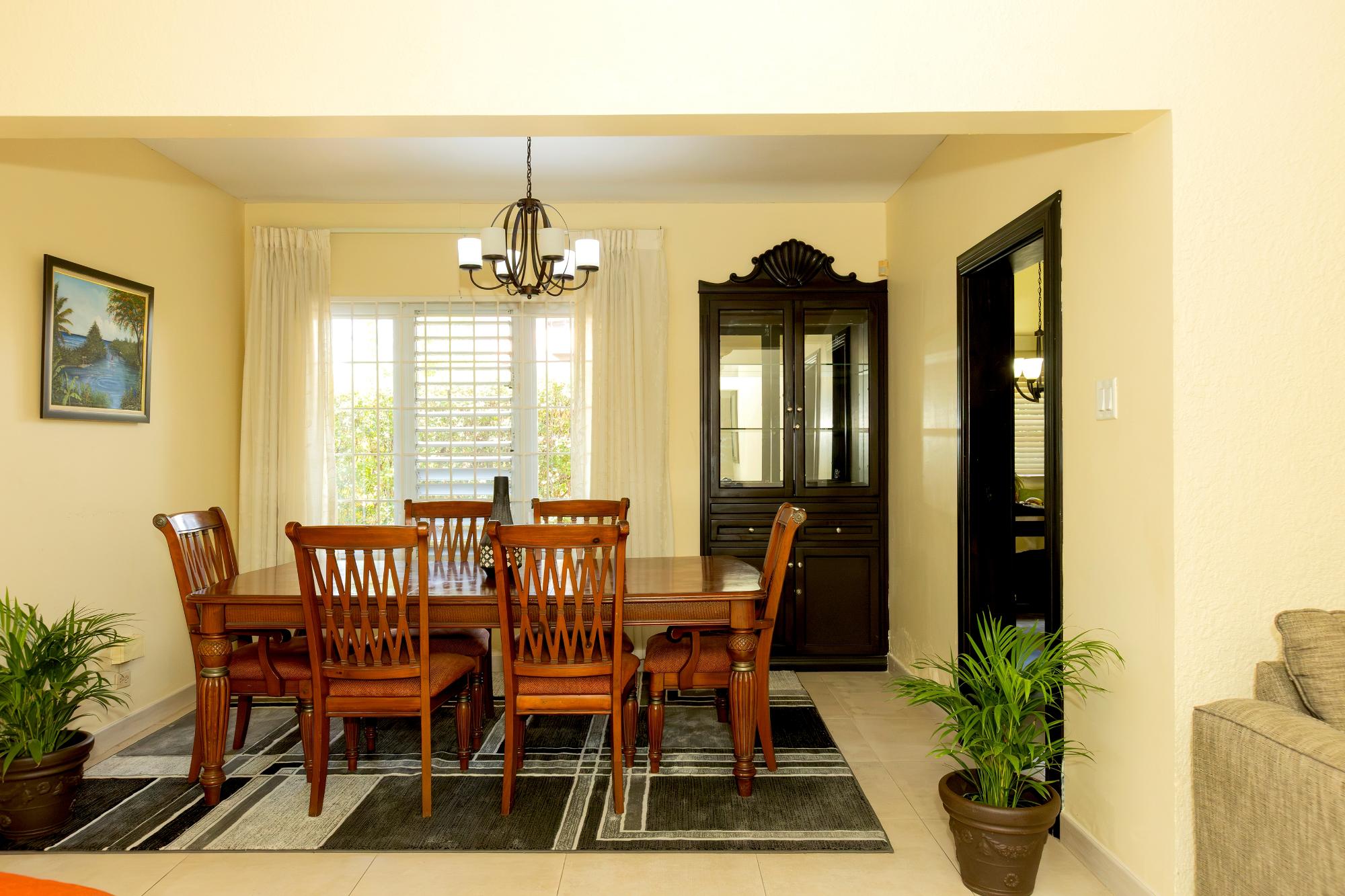 House For Rent: SANDHURST CRESCENT, Kingston 6 | $5,500 photo 6