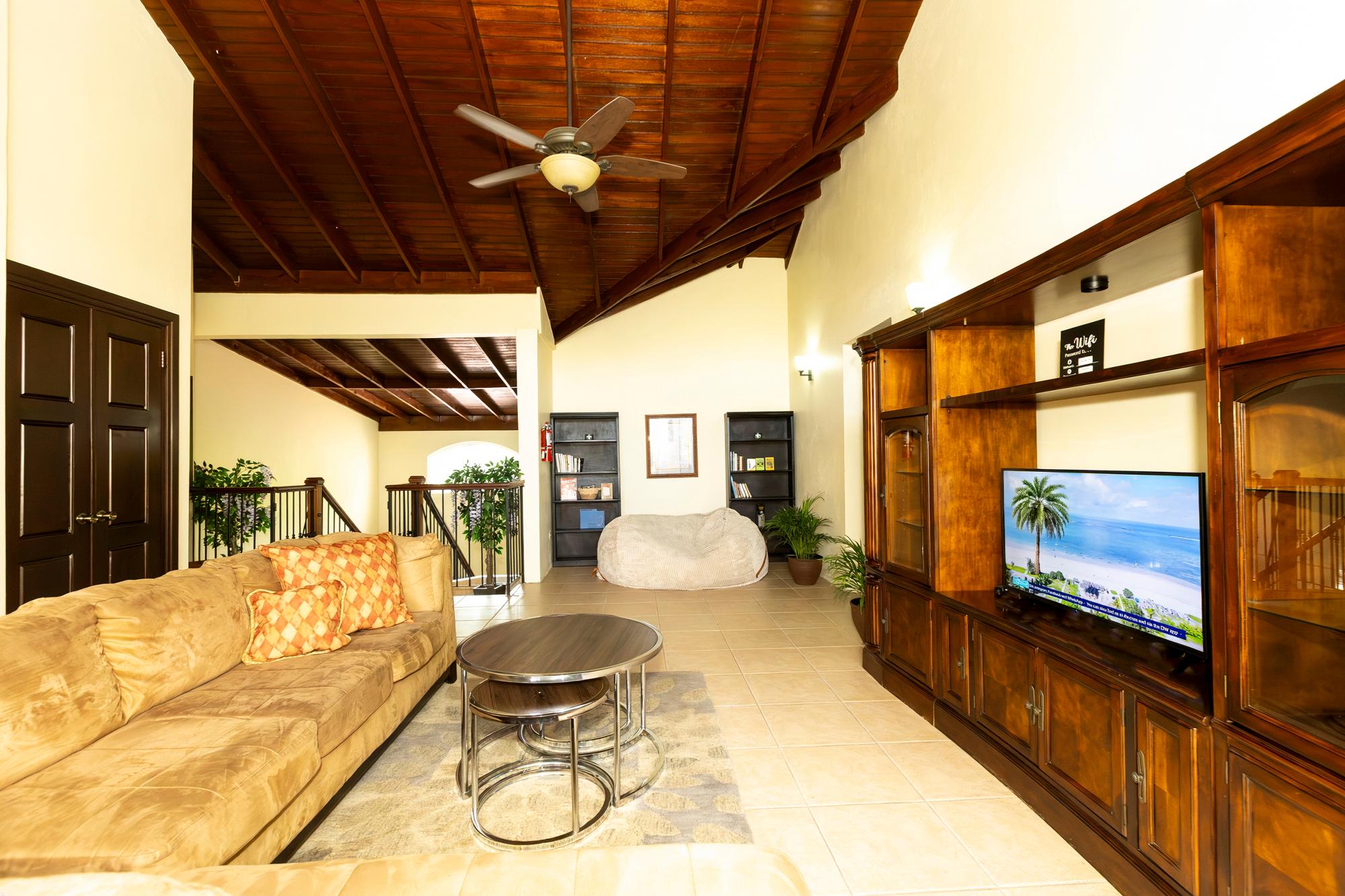 House For Rent: SANDHURST CRESCENT, Kingston 6 | $5,500 photo 12