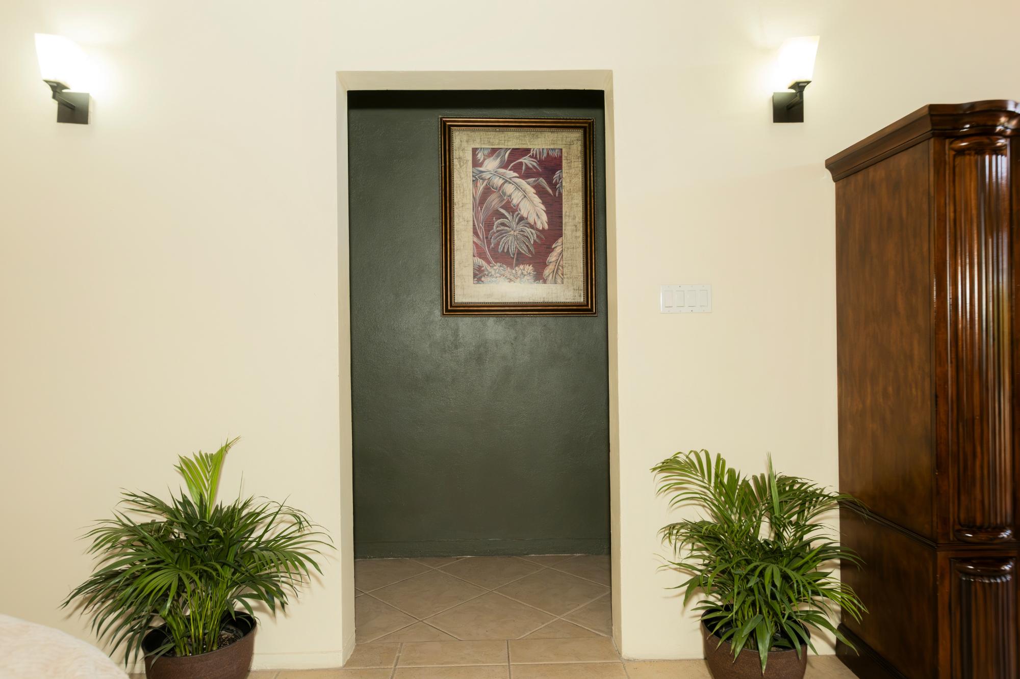 House For Rent: SANDHURST CRESCENT, Kingston 6 | $5,500 photo 14