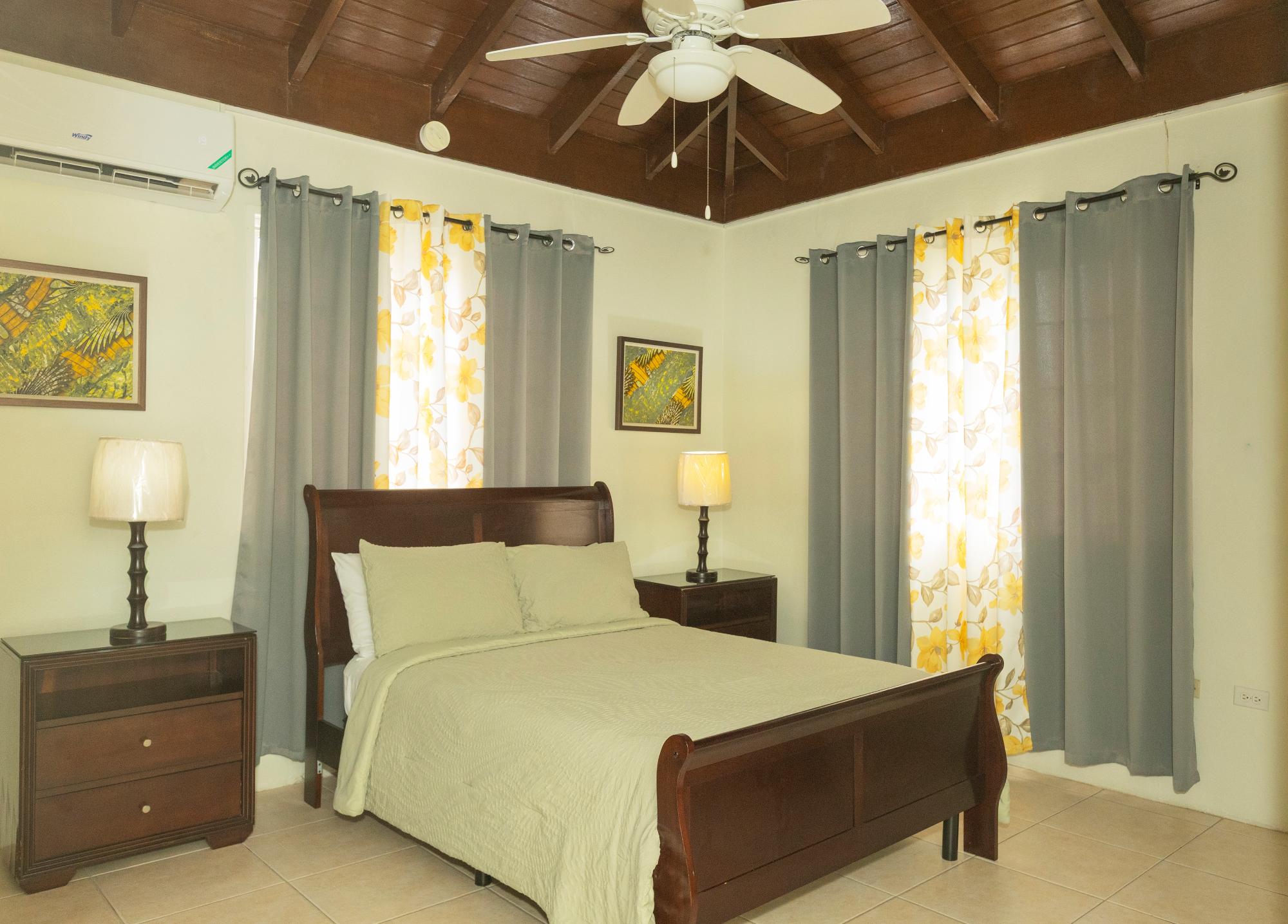 House For Rent: SANDHURST CRESCENT, Kingston 6 | $5,500 photo 21