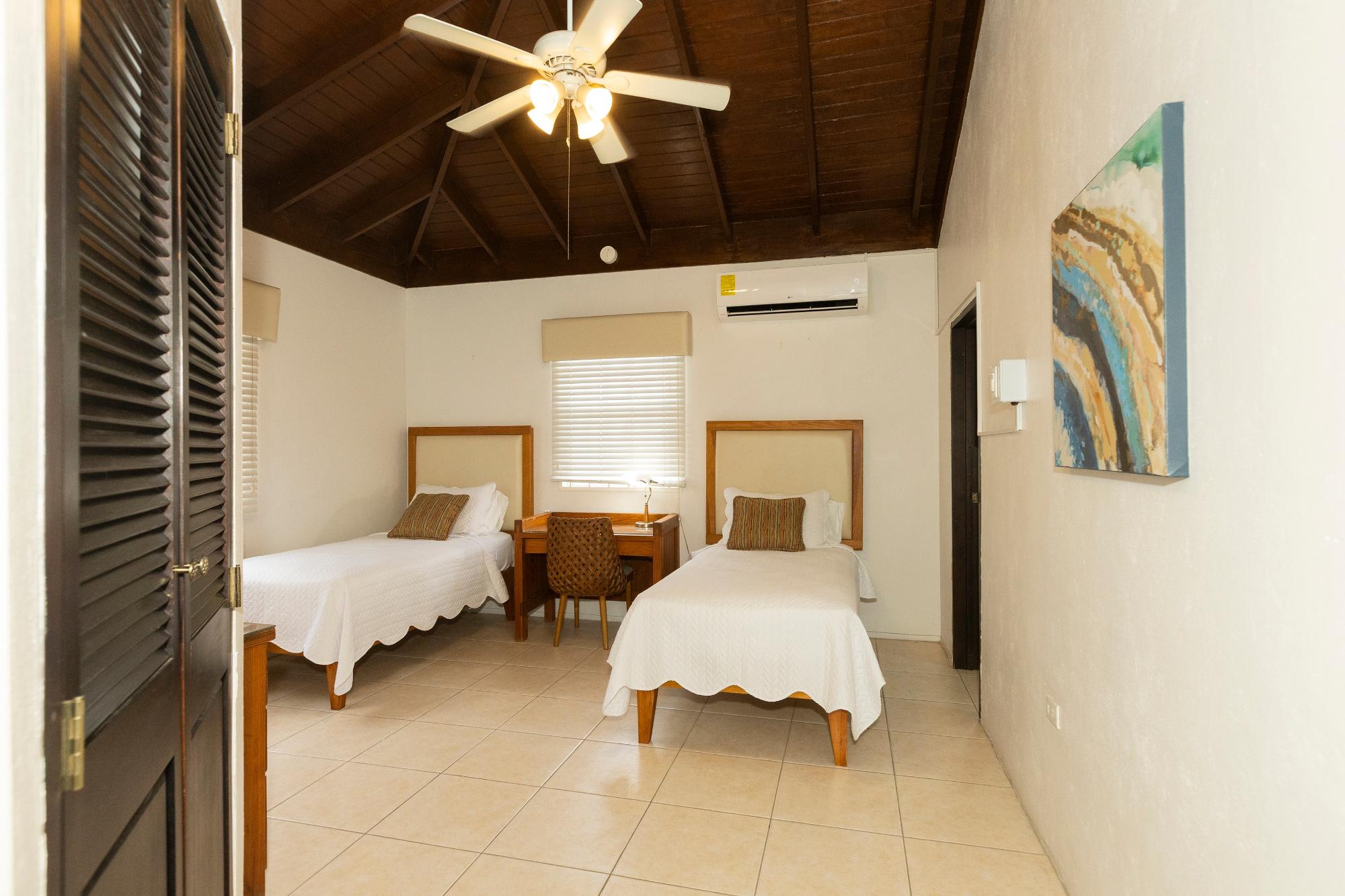 House For Rent: SANDHURST CRESCENT, Kingston 6 | $5,500 photo 23