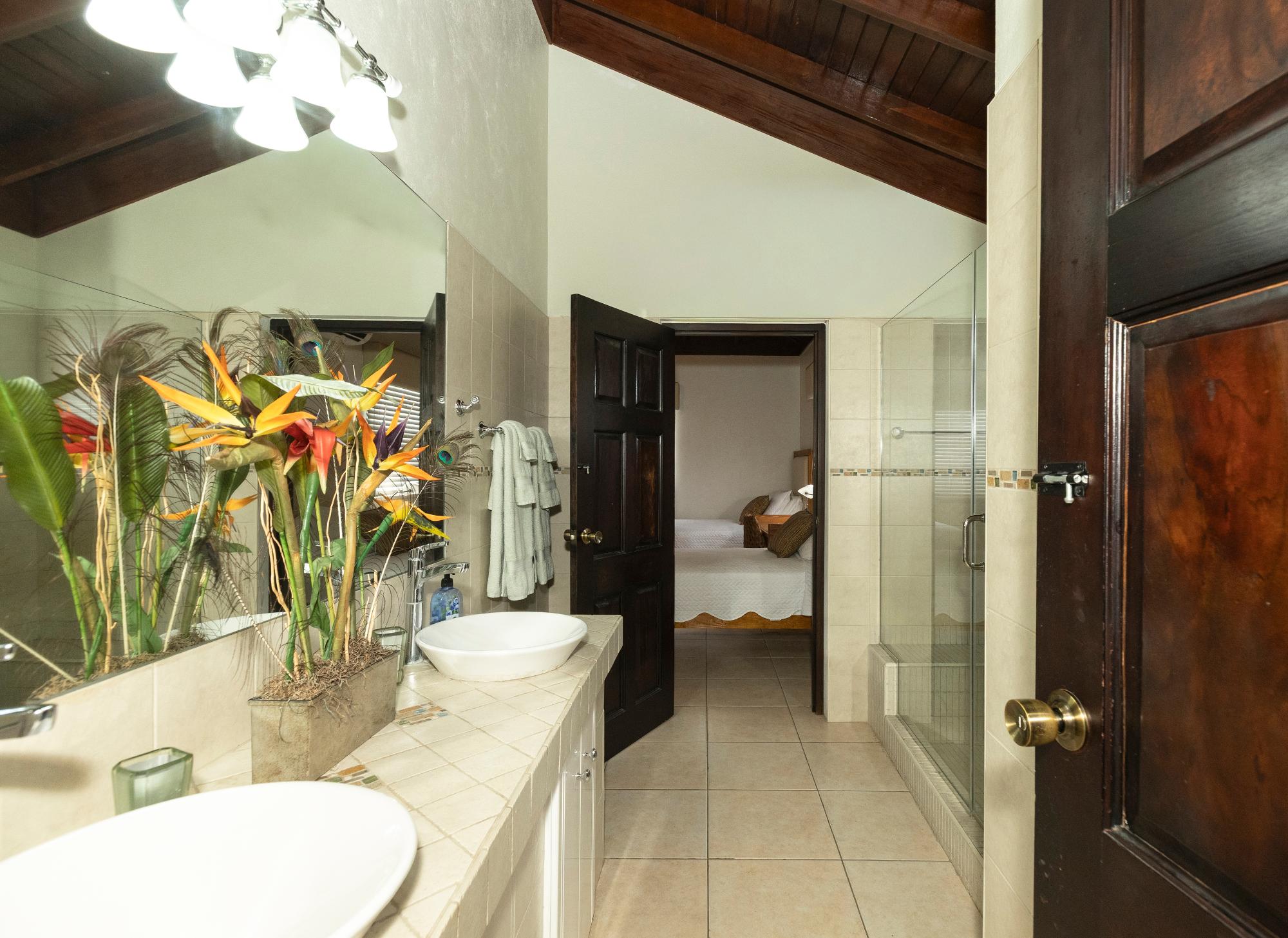 House For Rent: SANDHURST CRESCENT, Kingston 6 | $5,500 photo 24
